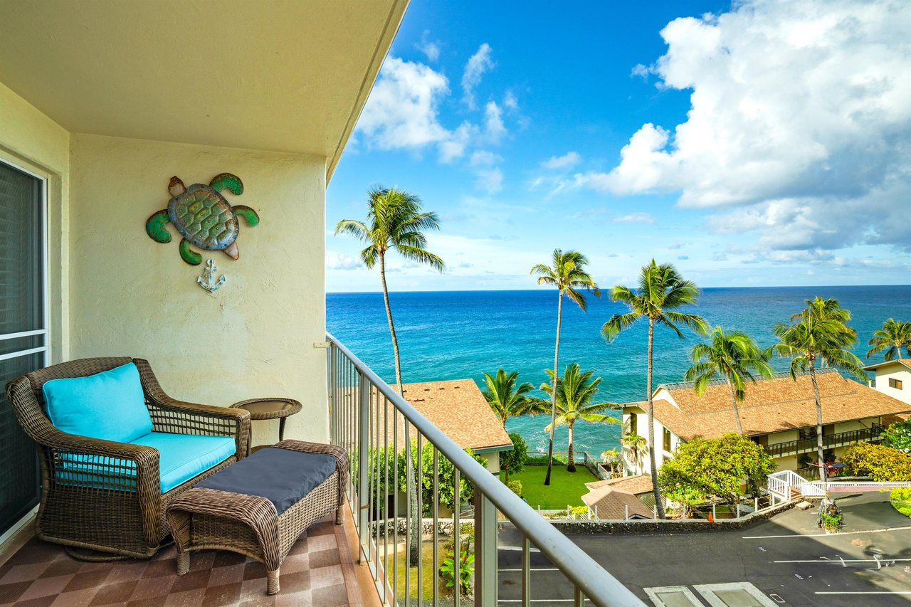 Relax on the lanai and enjoy the ocean views