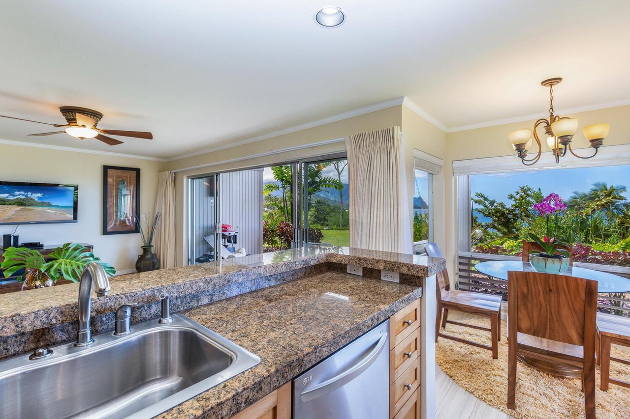 Kitchen with Dining area