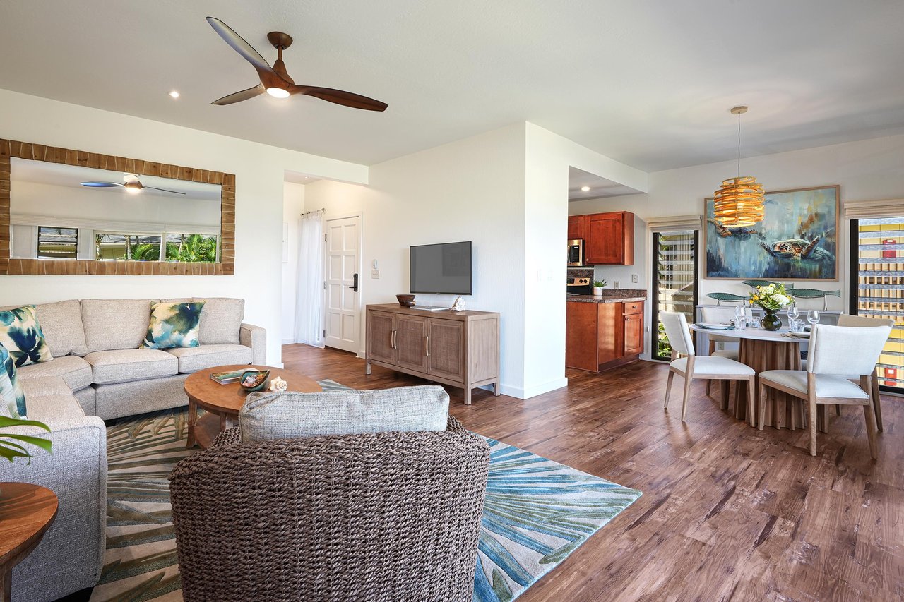 Living area is equipped with flat screen TV for enjoyment