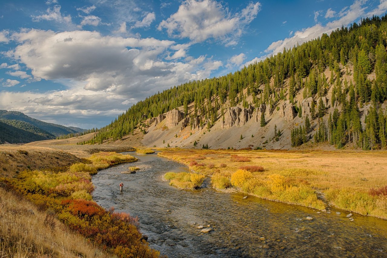 70 Fall Gallatin River