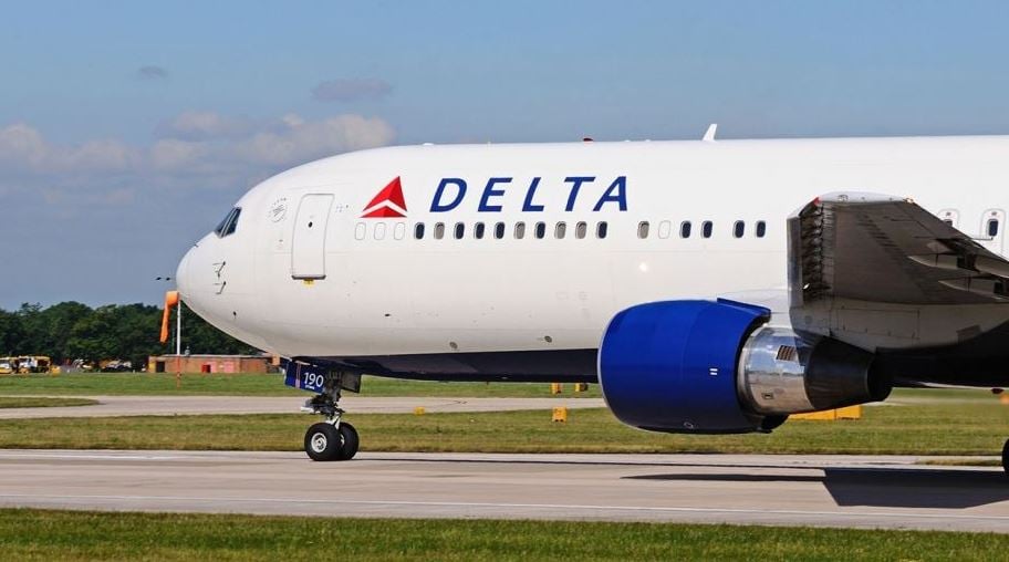 Delta plane 2.JPG Delta plane 2.JPG