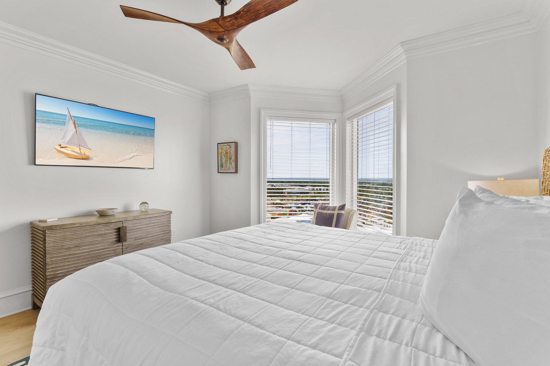 King Bedroom 2