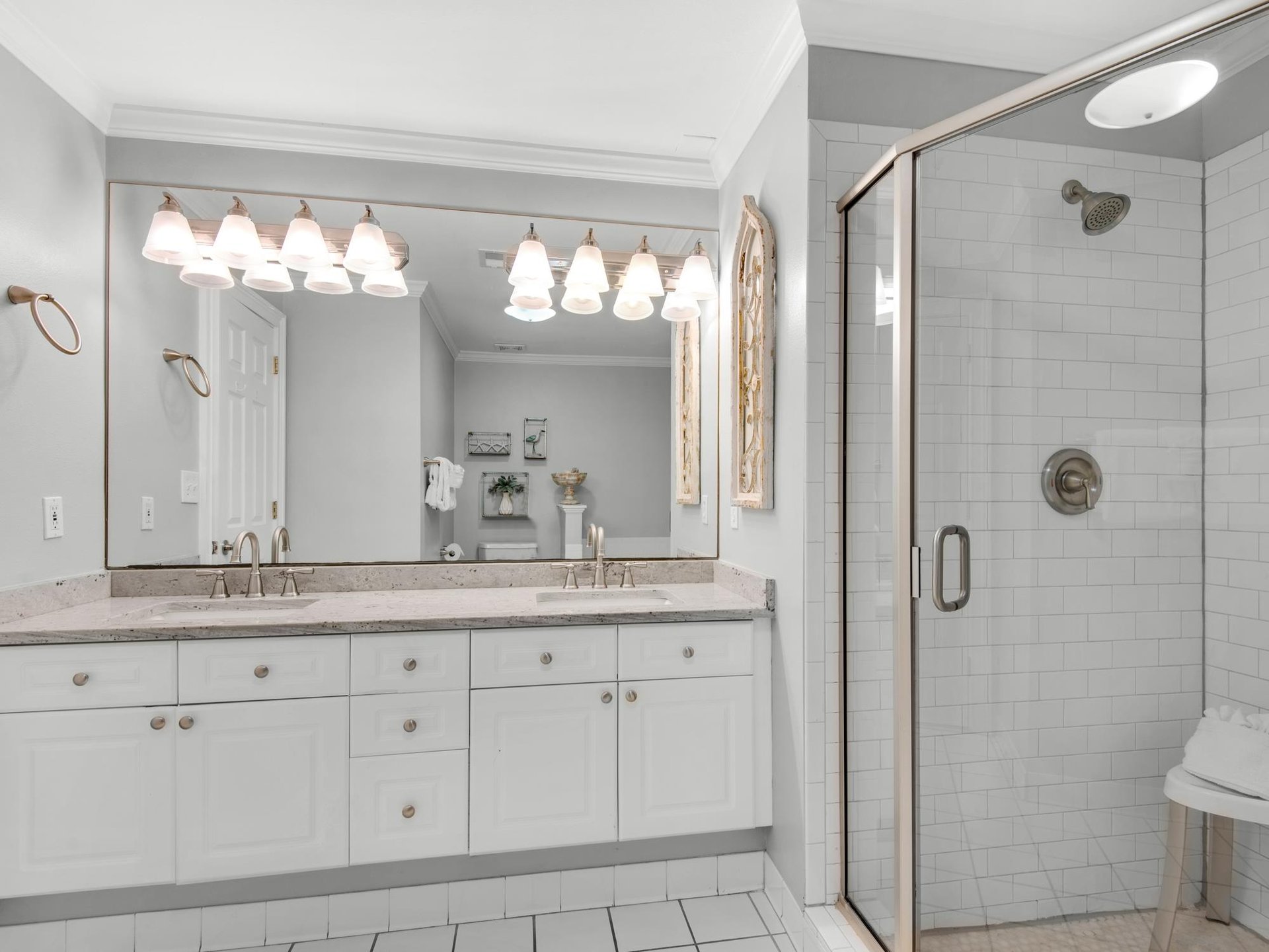 Double Vanities in the Primary Bathroom