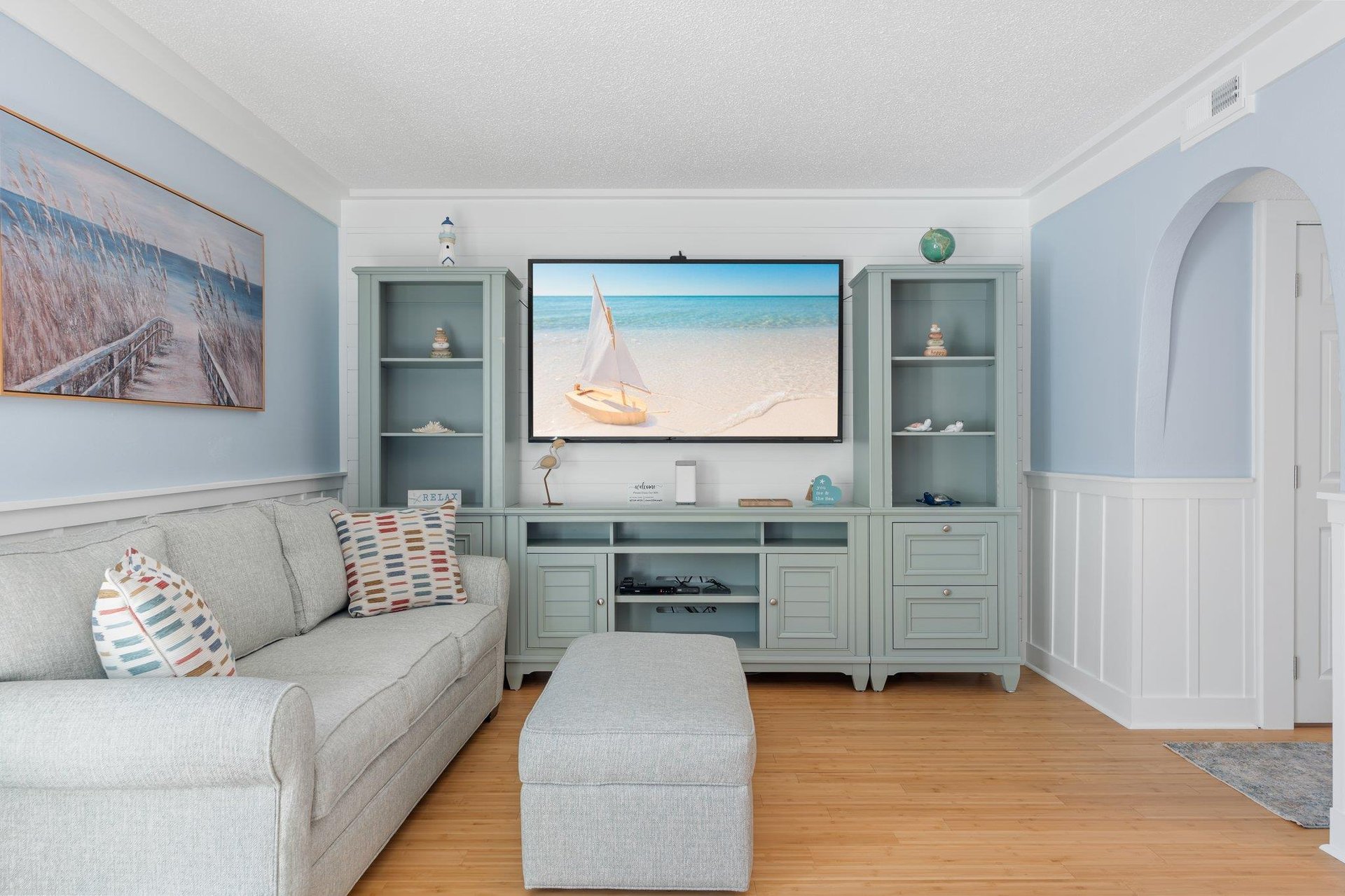 Comfortable Living Room with Plenty of Seating