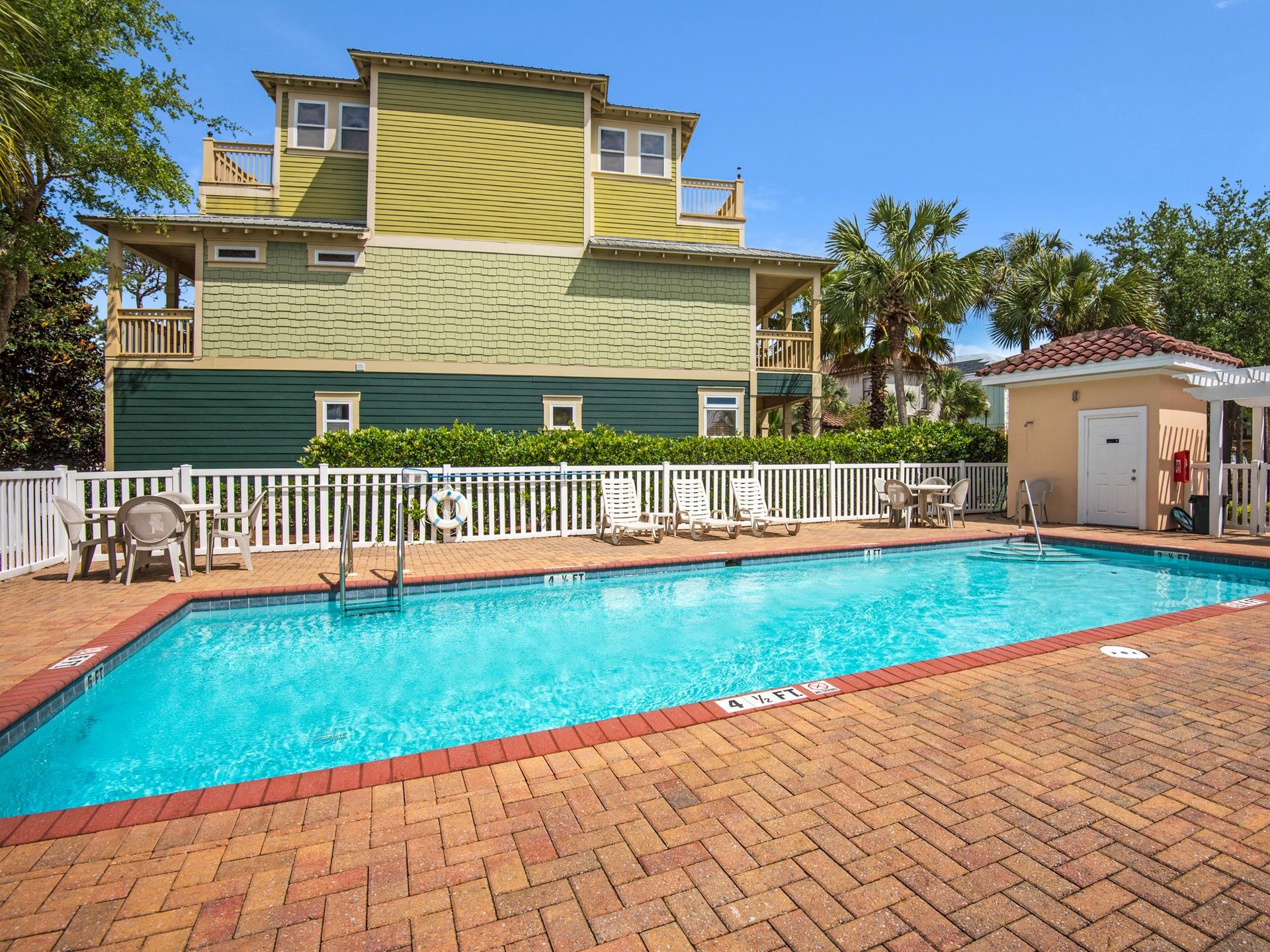 North community pool