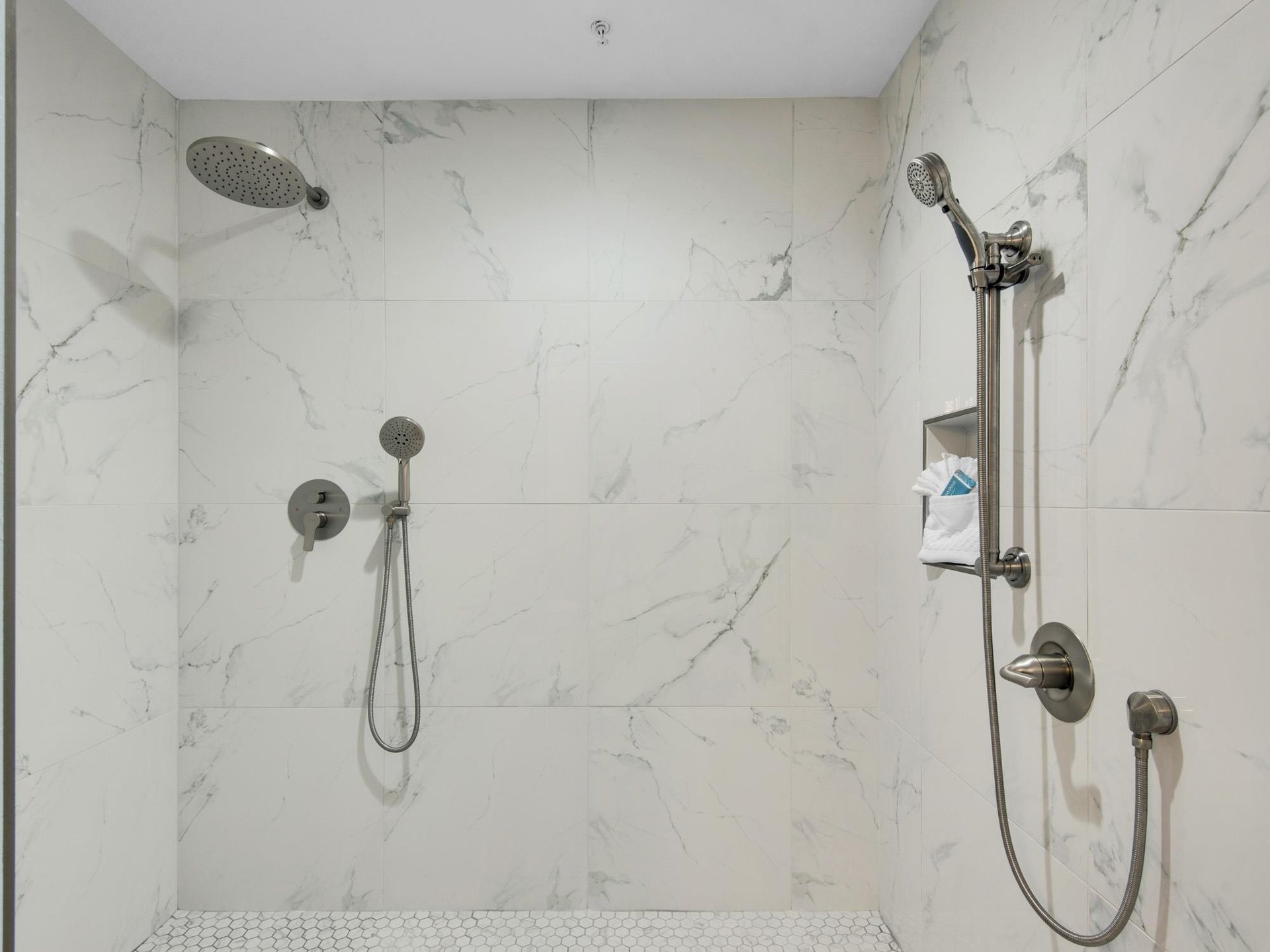 OverSized Handicap Friendly Shower