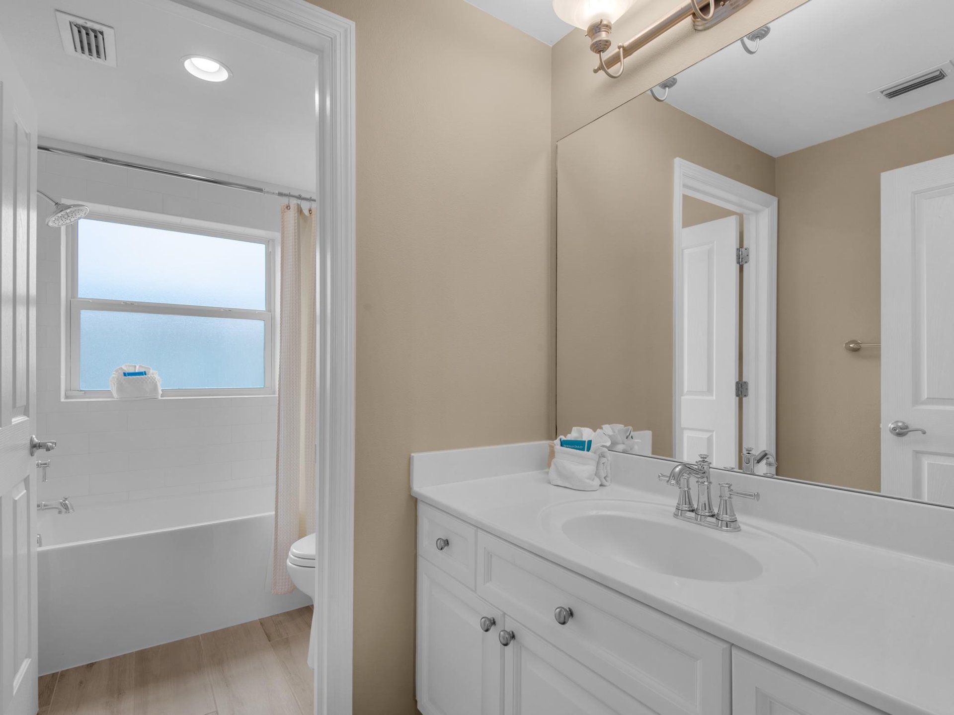 Guest Bathroom 2