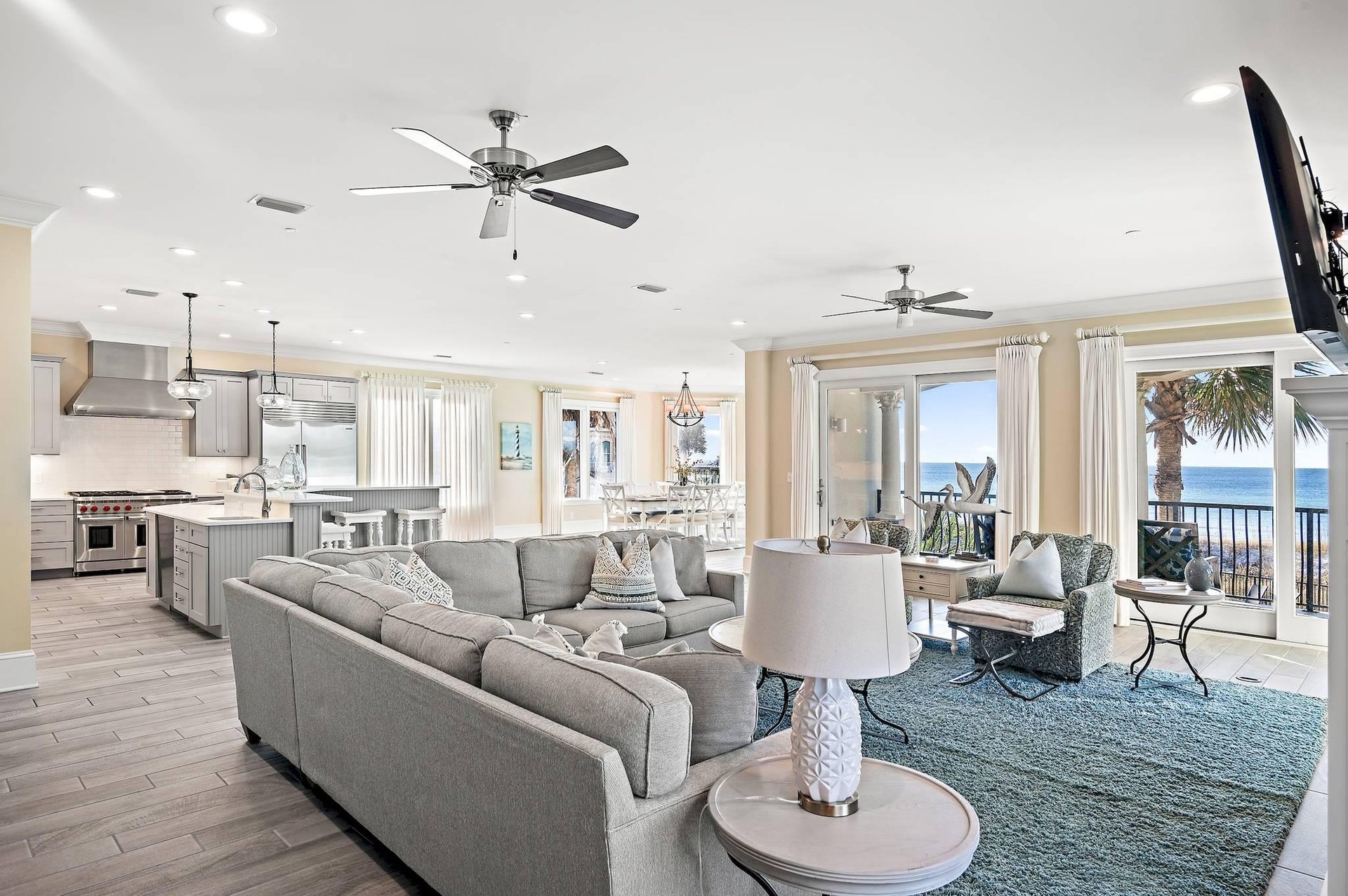 Living, Kitchen and Dining Areas