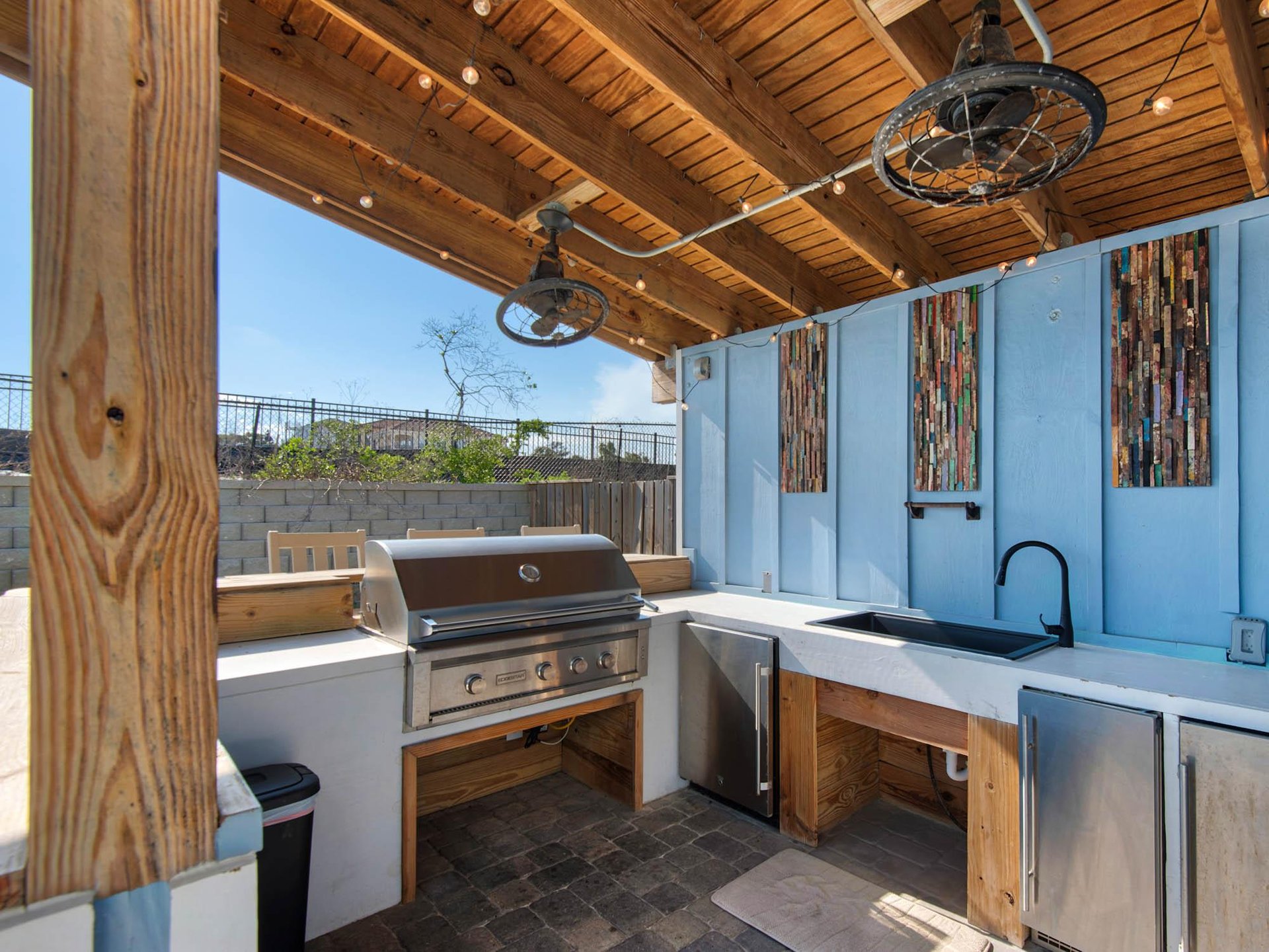 Unique tiki area