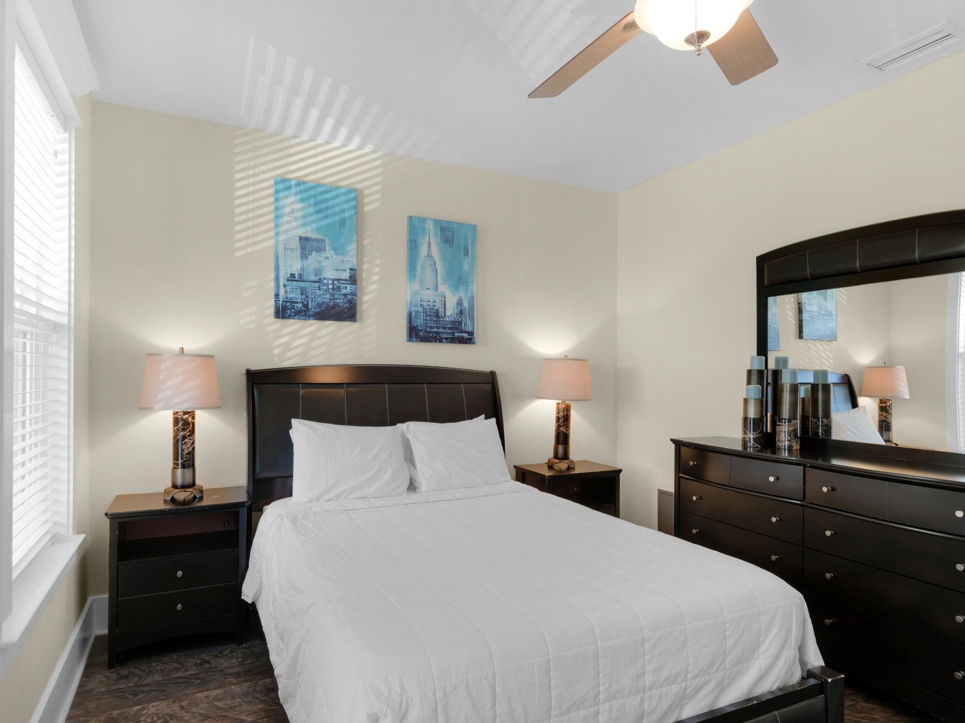 2nd floor bedroom 3 with queen bed
