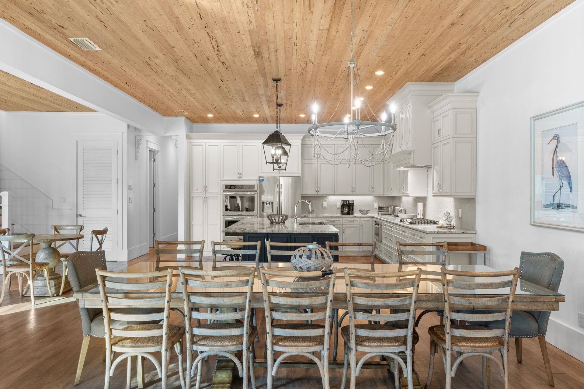 Dining into Kitchen