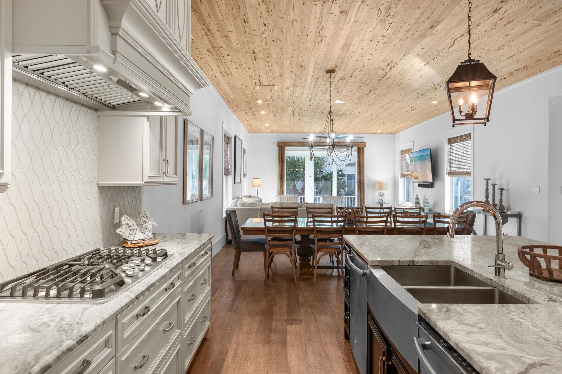 Open Kitchen