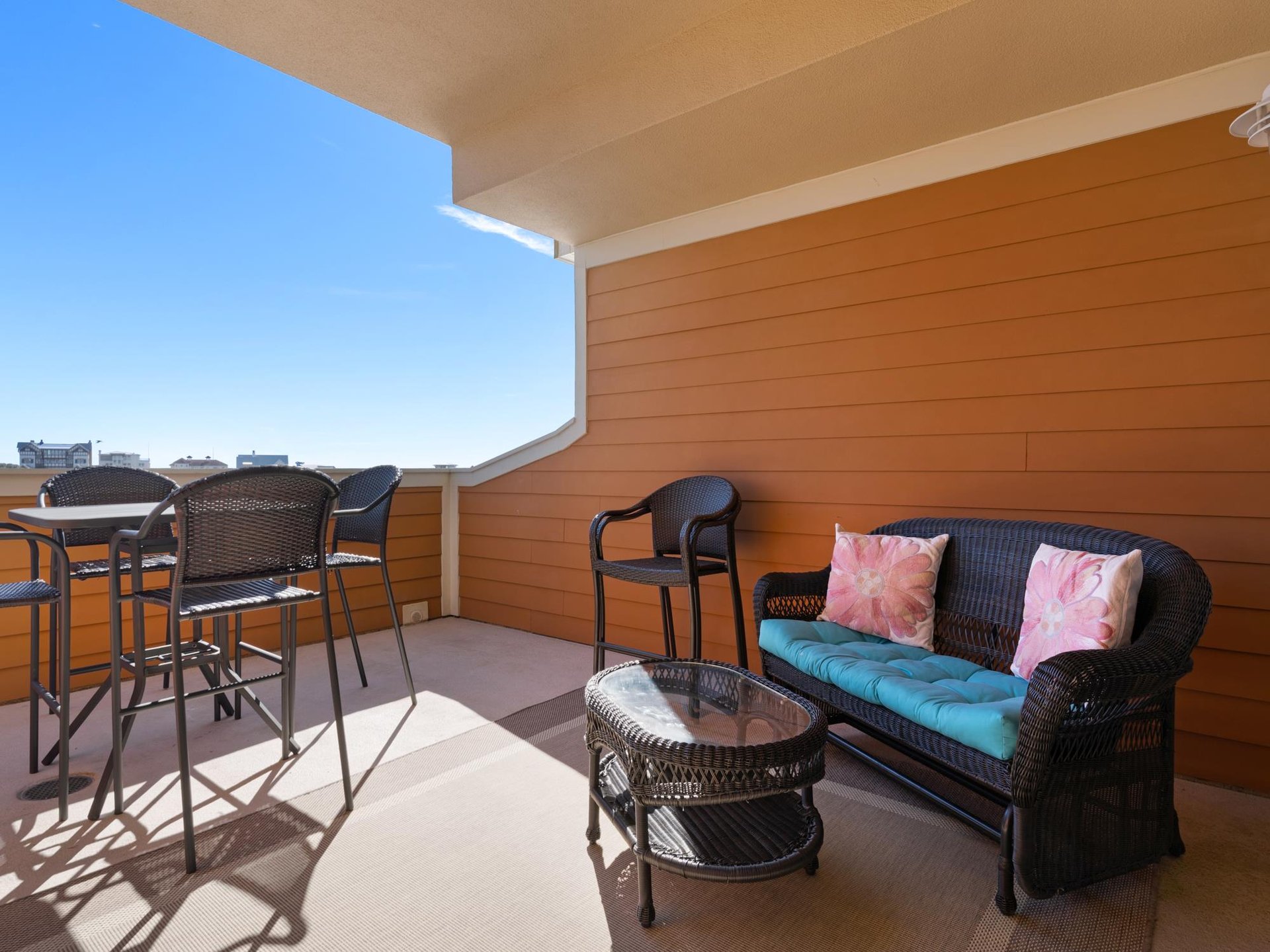 2nd Floor Balcony