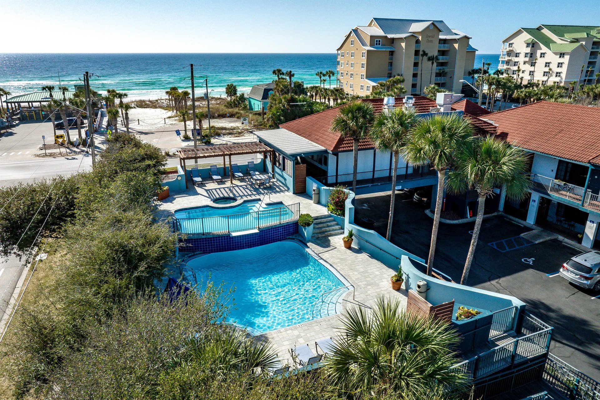 Two Tiered Pool with a Hot Tub and Gulf View