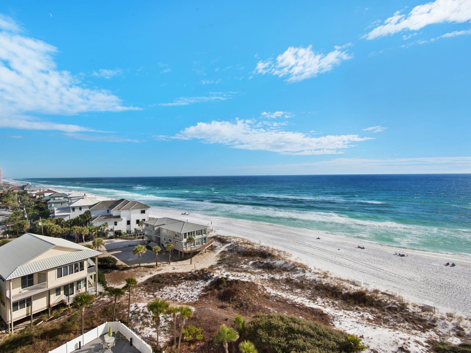 Balcony Gulf Views