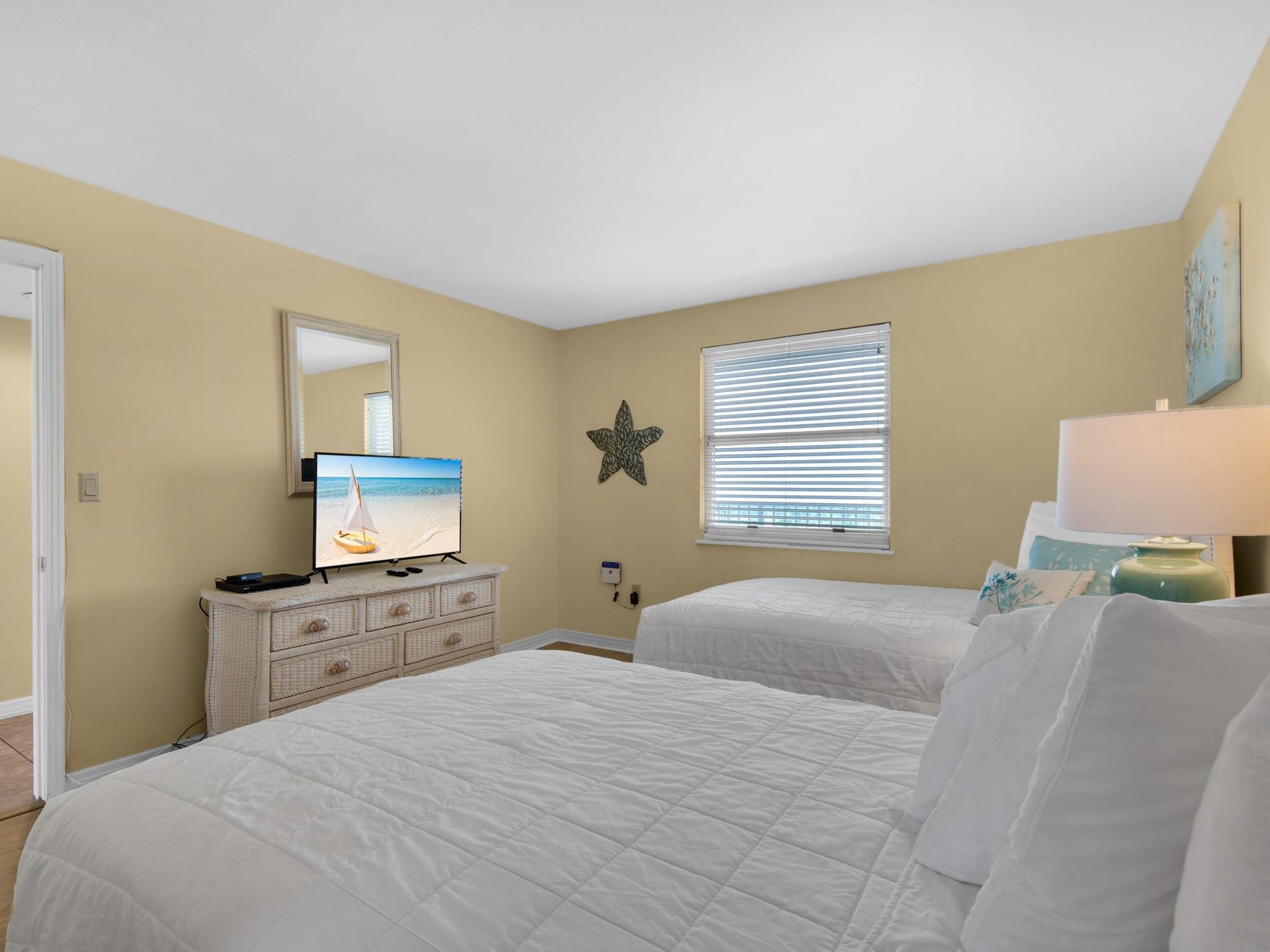 Bedroom 2 with Flat Screen TV