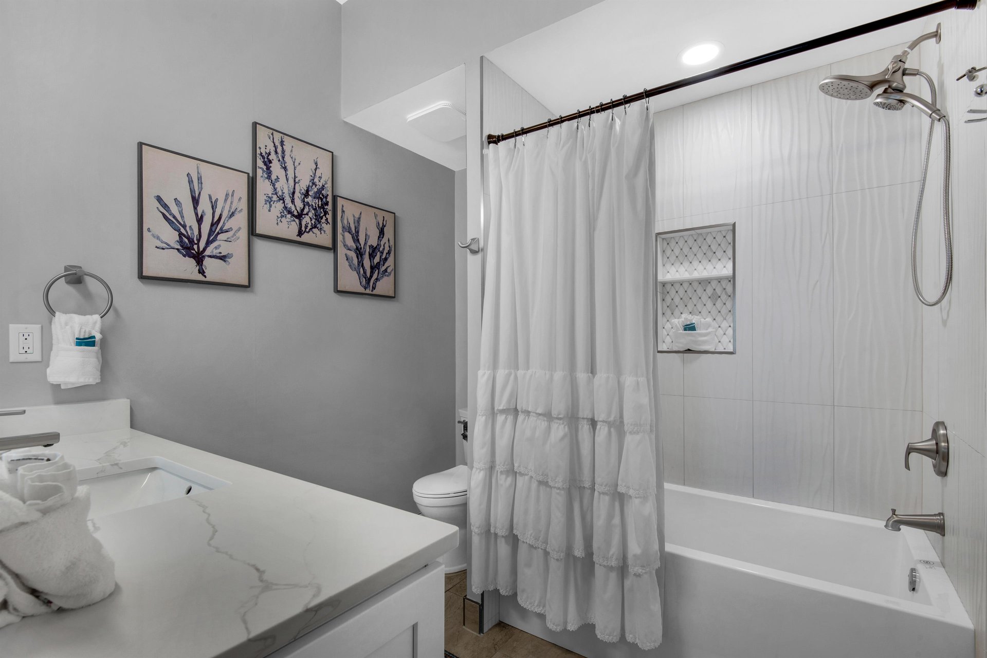 Bathroom 2 with Tub Shower Combo