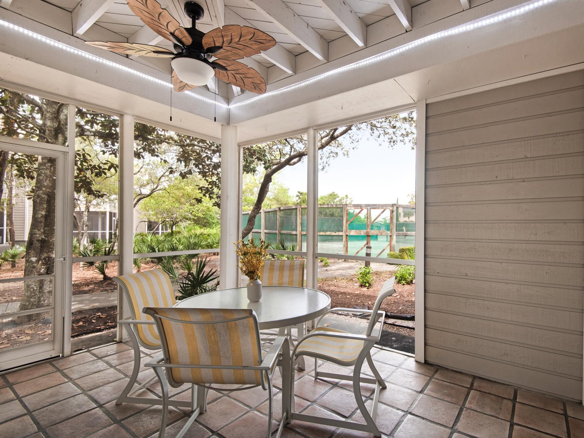 Private Screen Porch