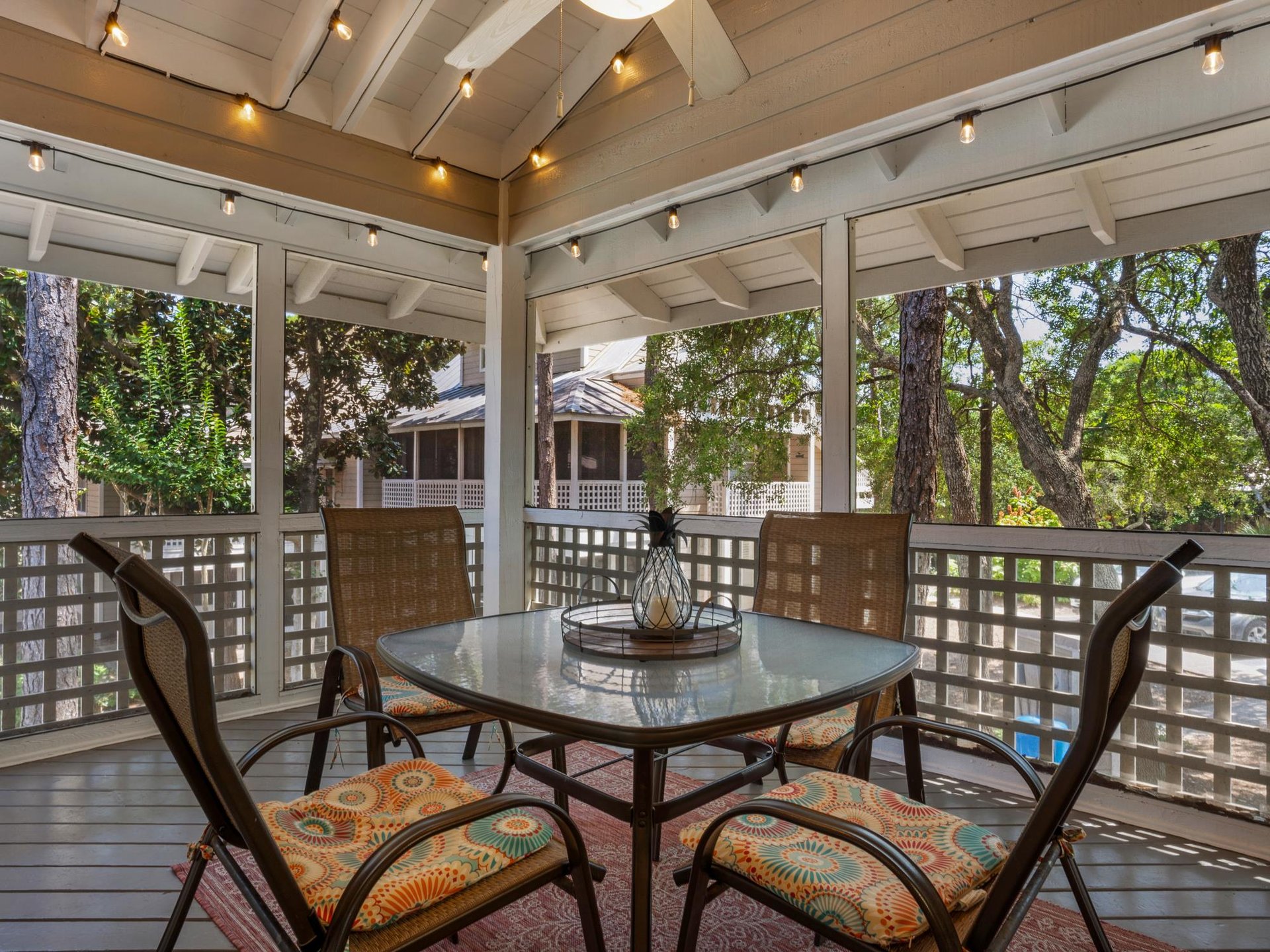 Private Screened Porch