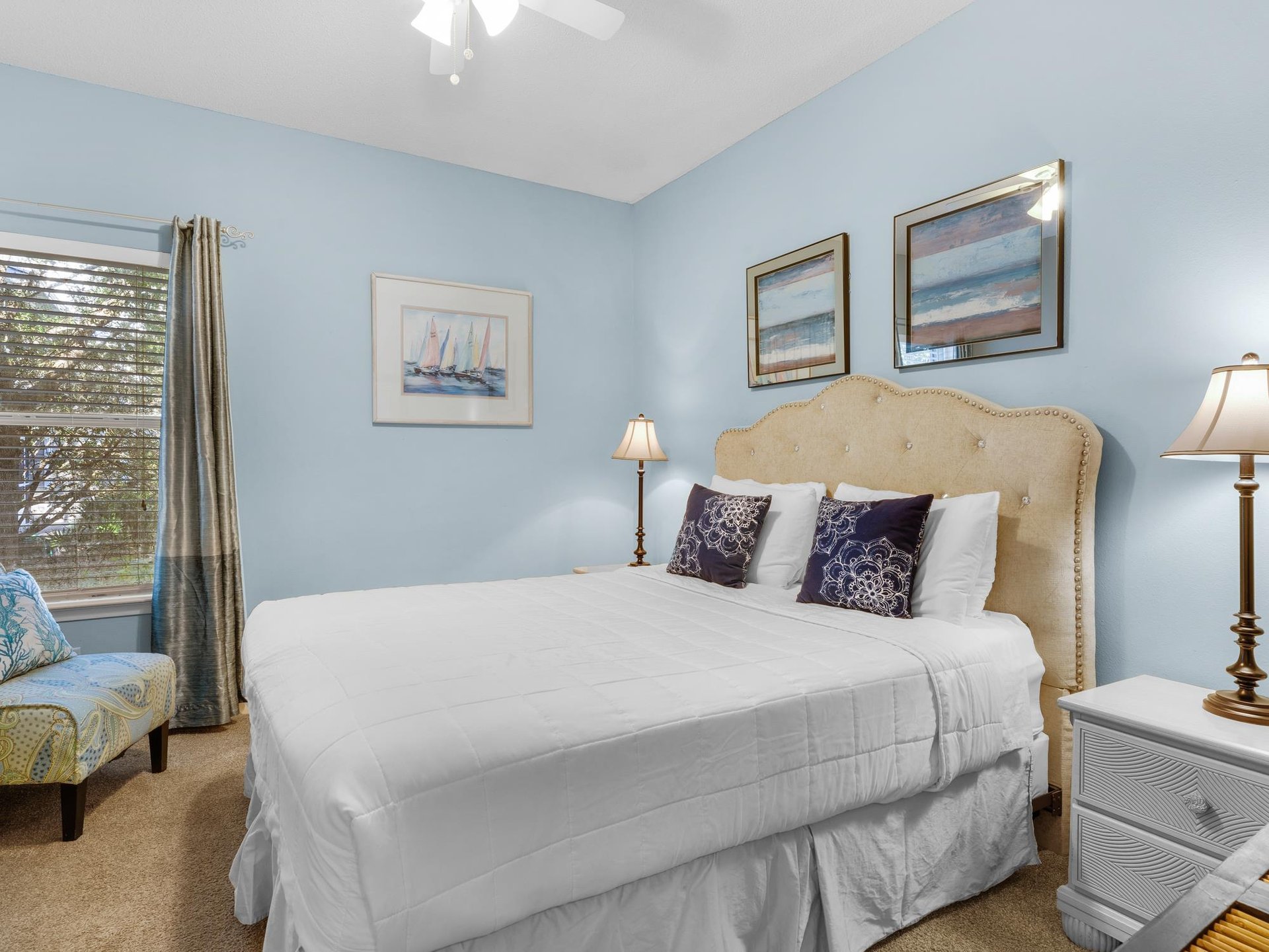 Bedroom 2 with Queen Bed