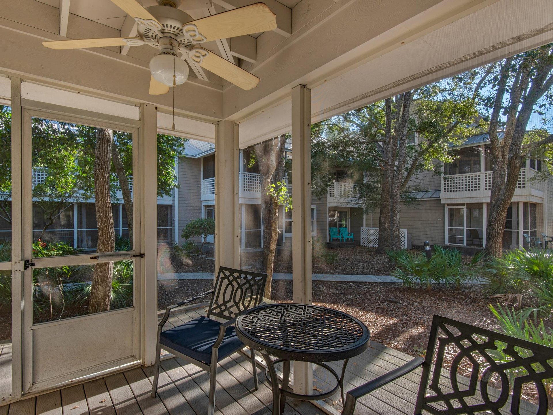 Private Screened Porch