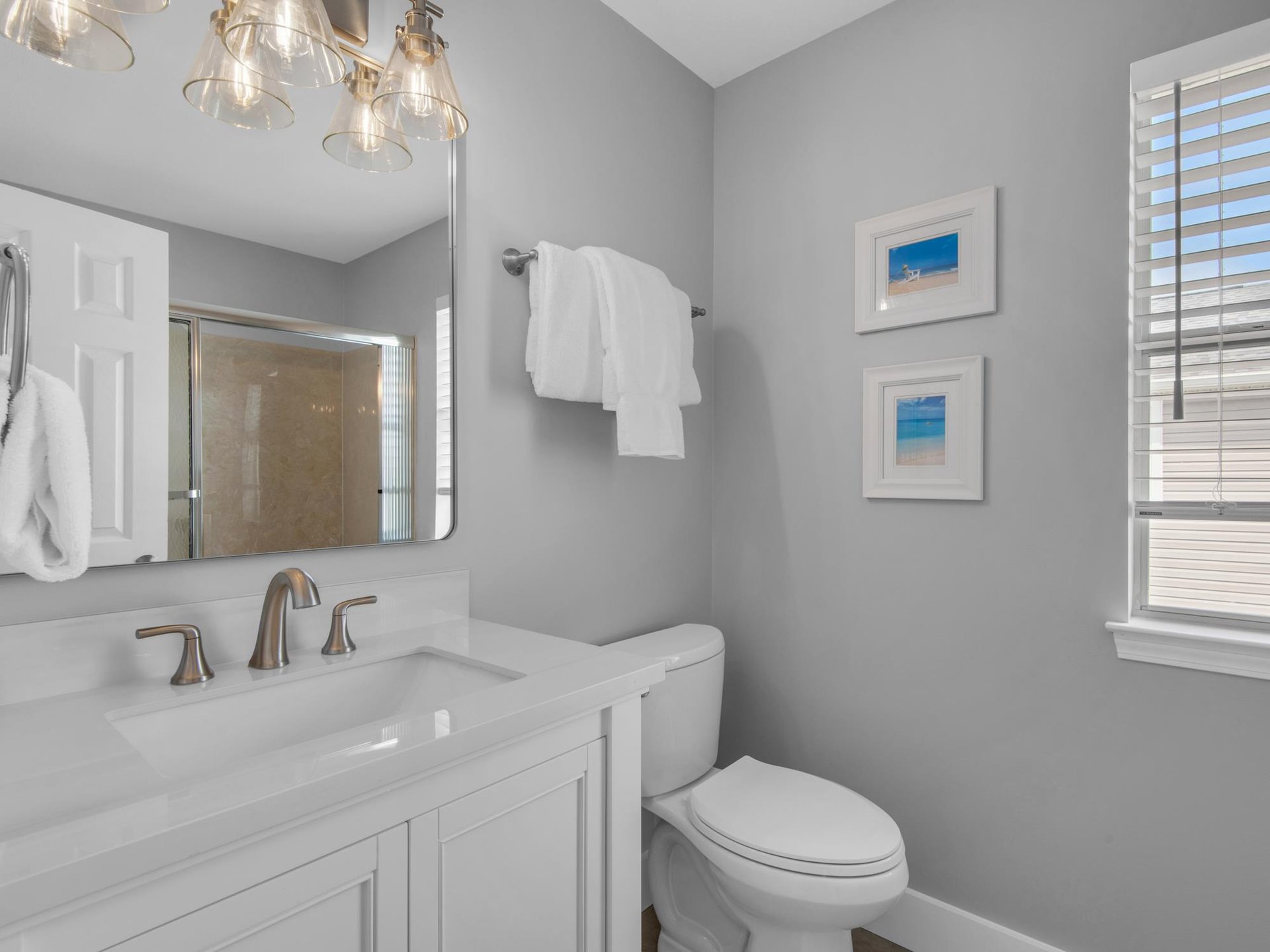 Bathroom 2  2nd floor