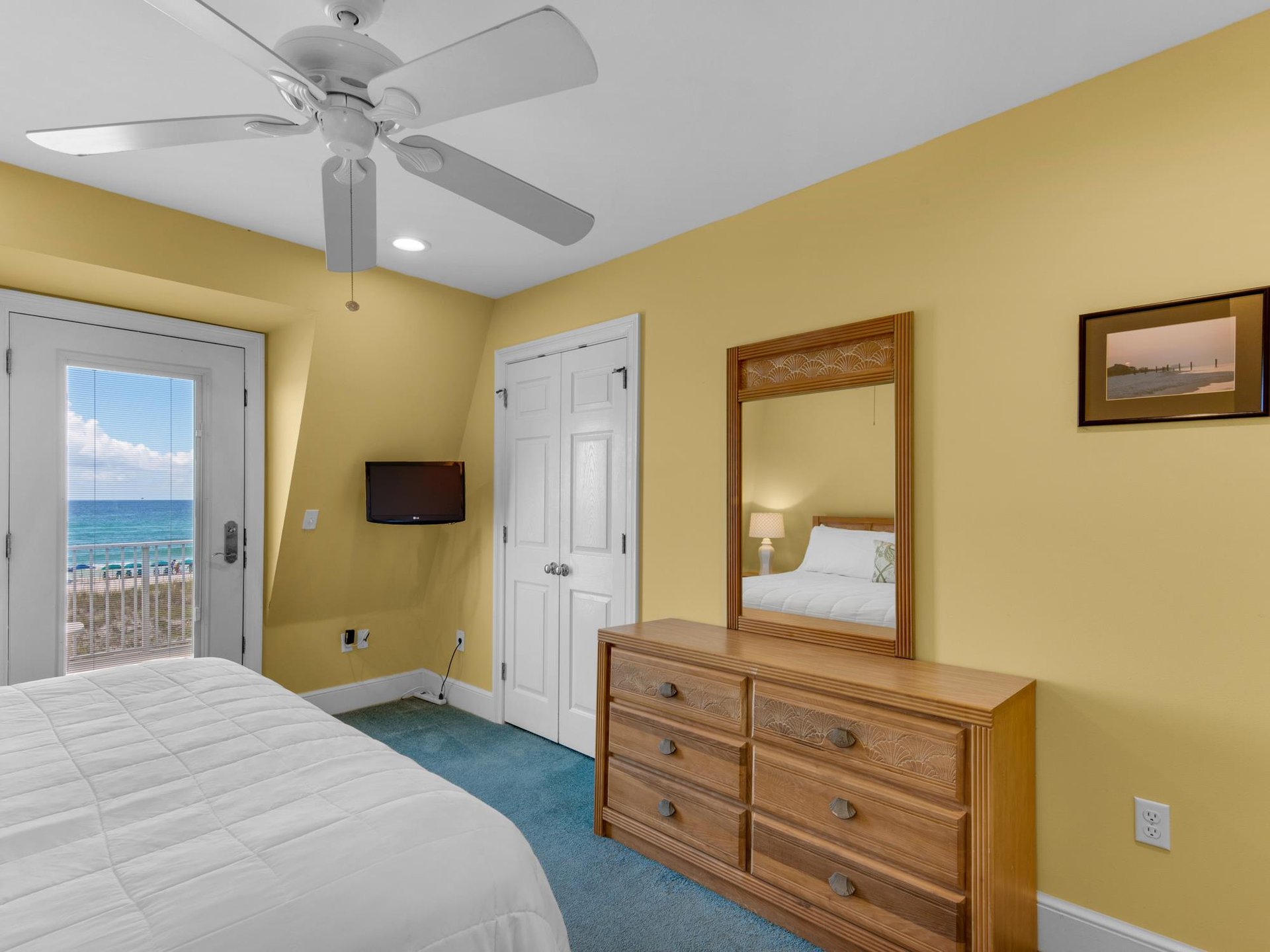 Bedroom with King 2nd fl