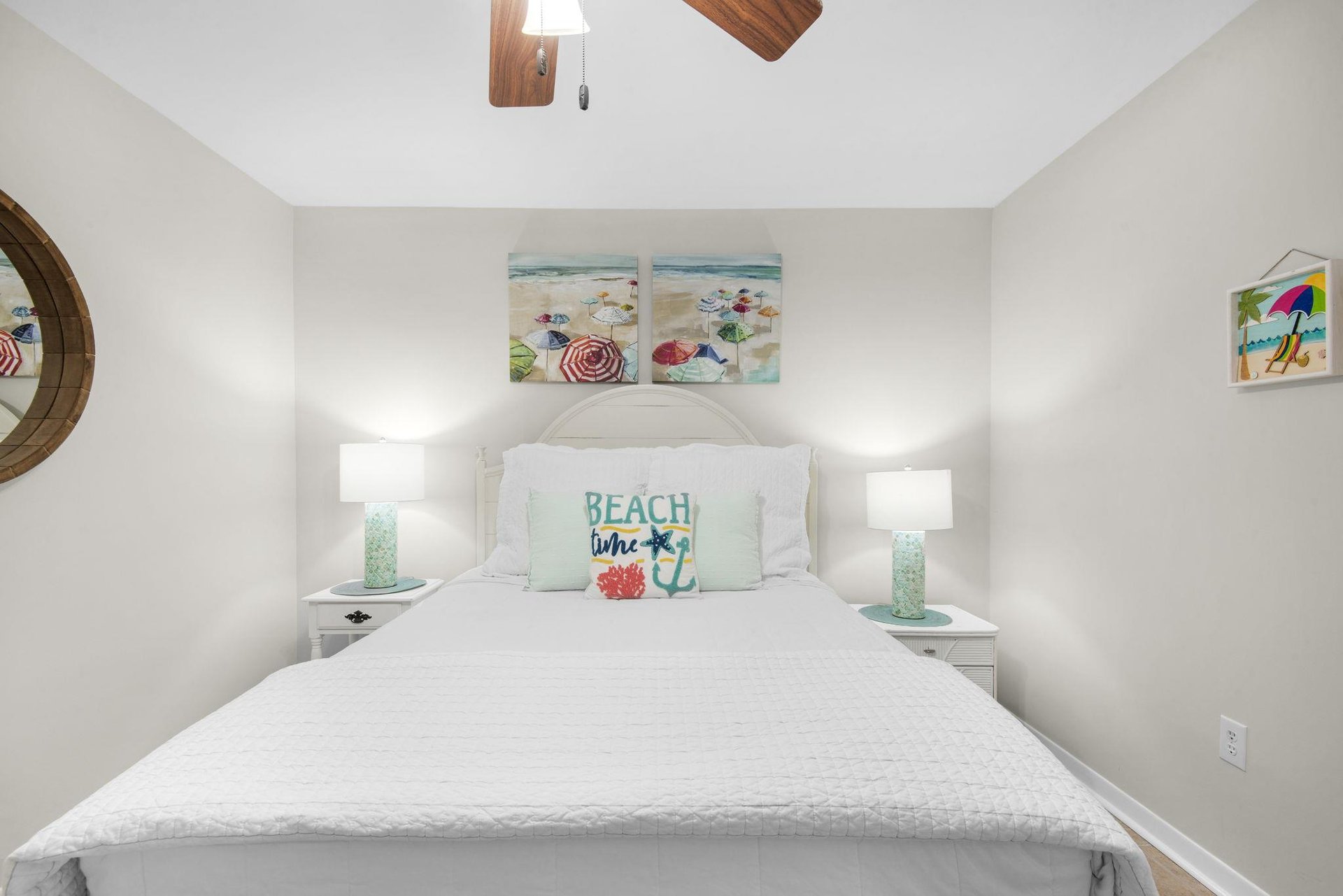 Bedroom 2 with Queen Bed