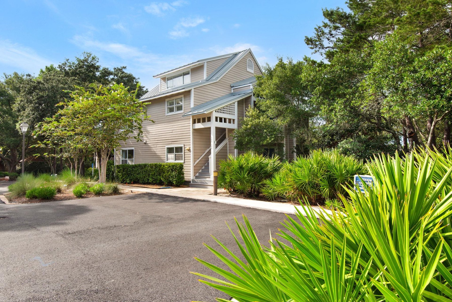 outside of Cottage 134