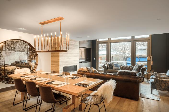 3637 Parkcitylodging_aprilinnd_diningroom705x470