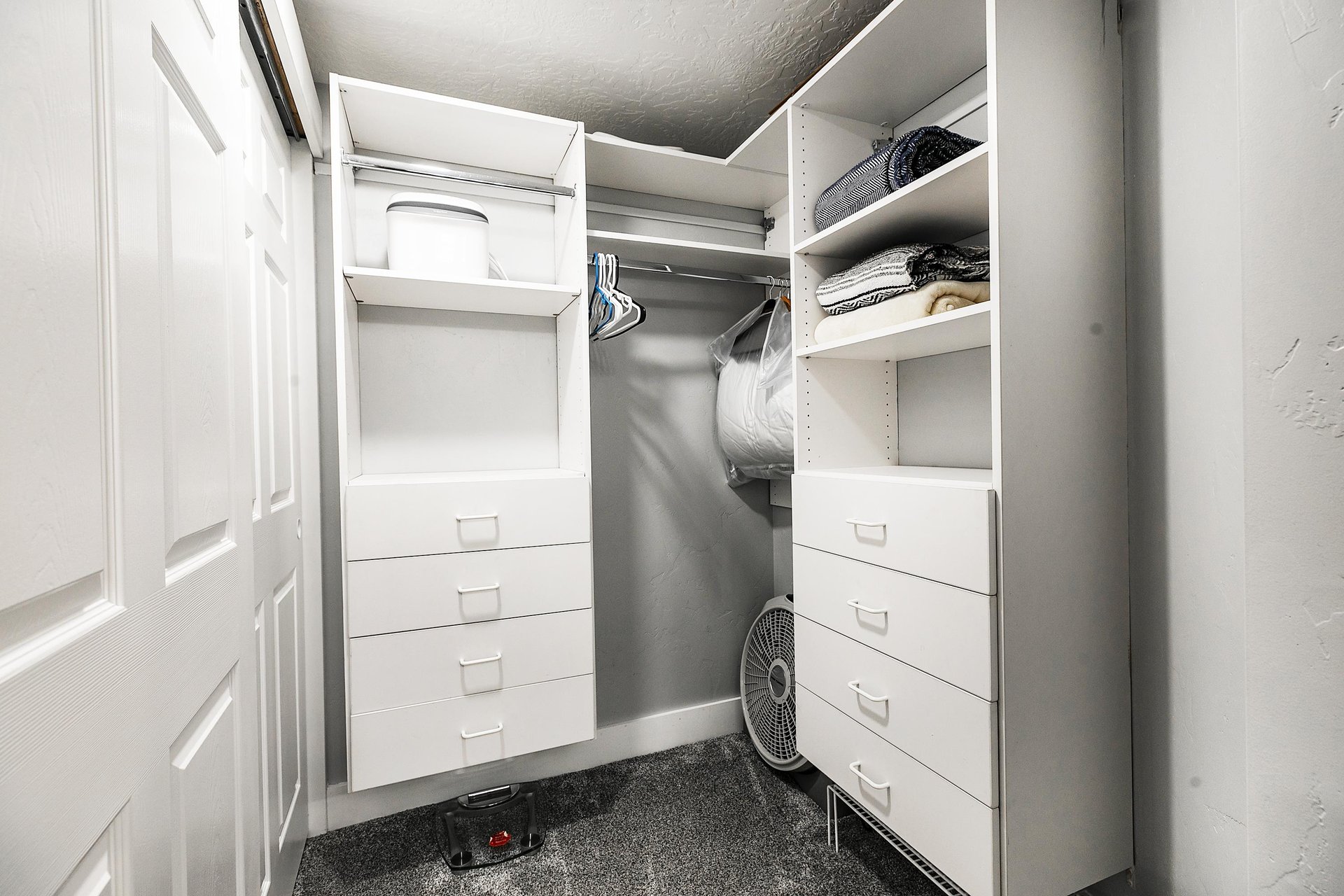 Walk in closet in the main bedroom
