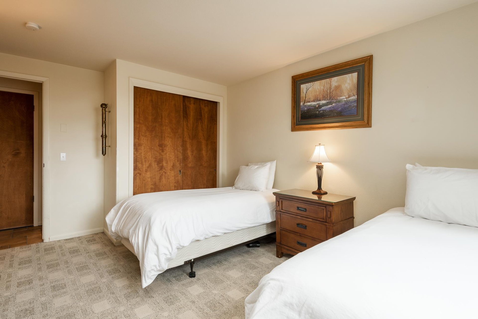 Guest bedroom