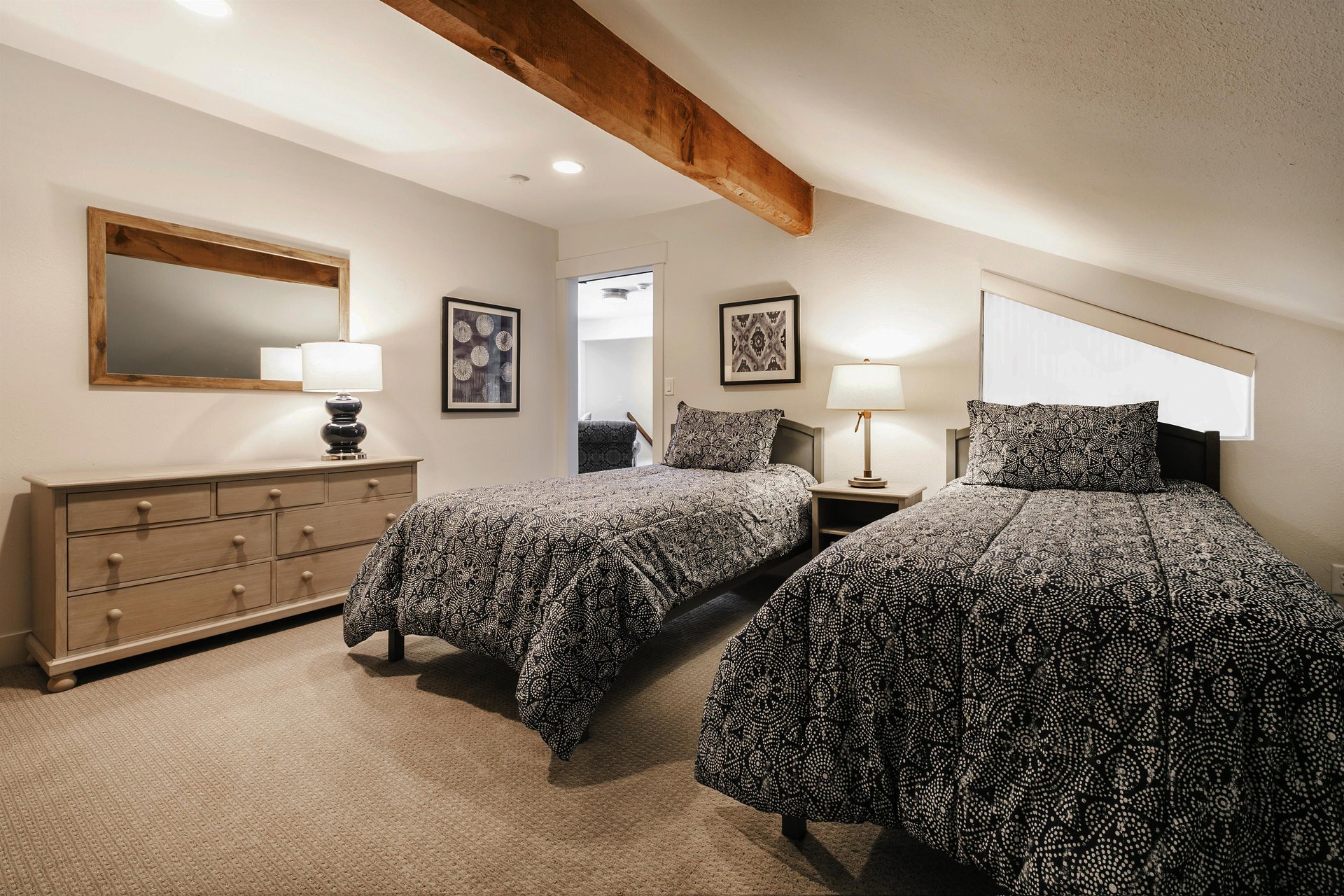 Fourth Bedroom with two twinsized beds