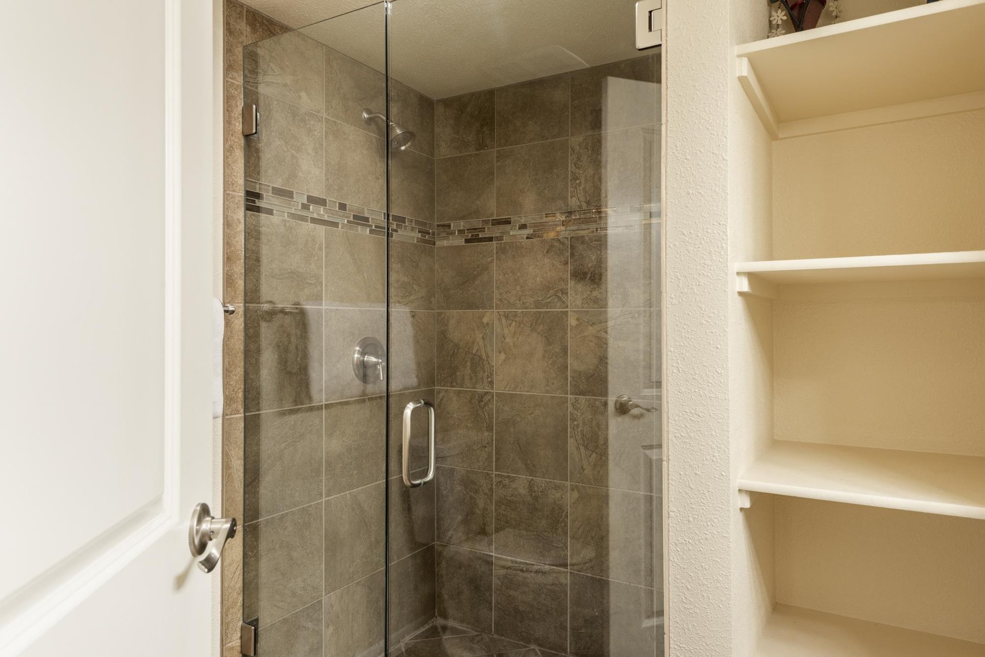 Tiled walk in shower