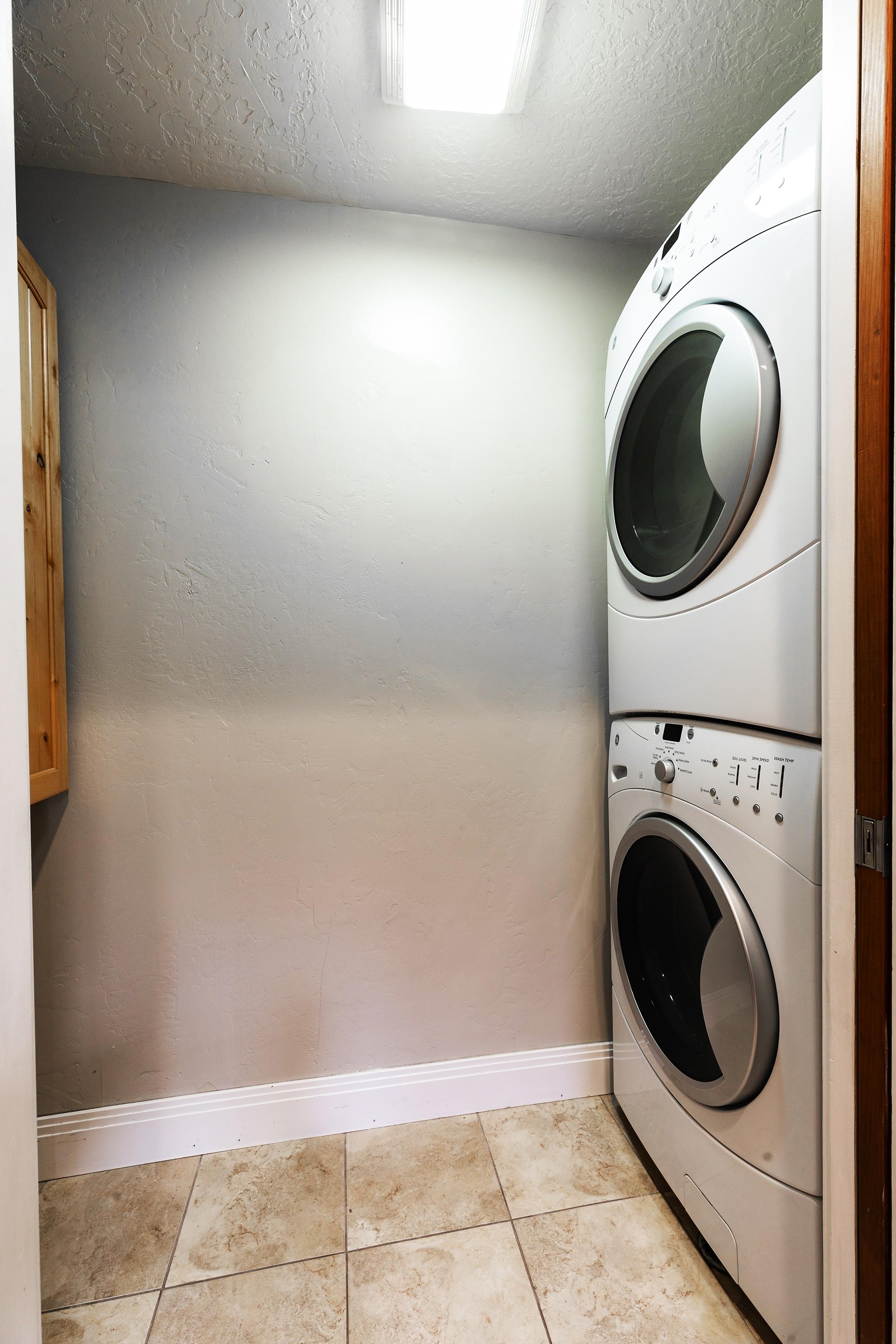 Stacked washerdryer on the main level