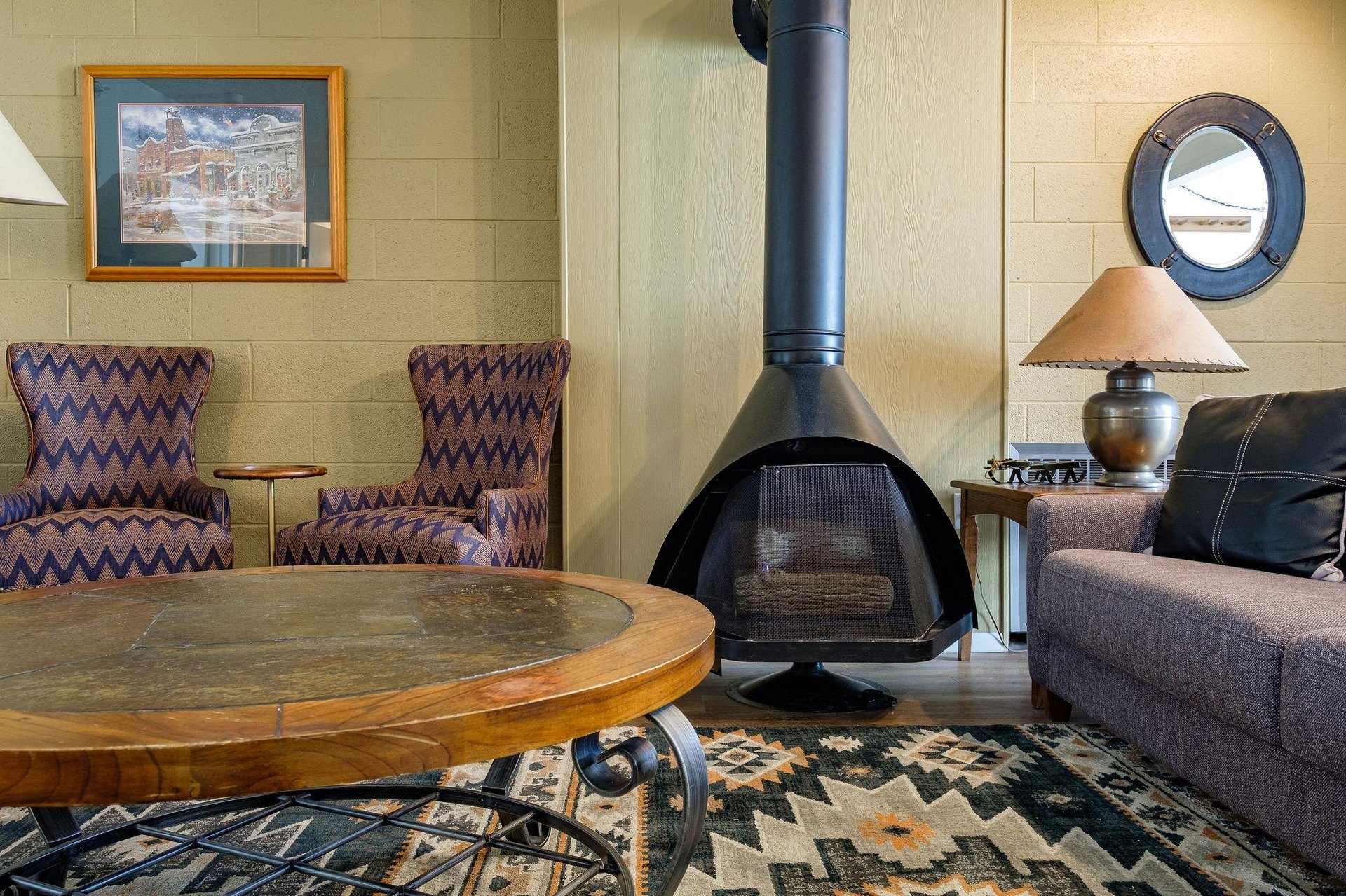 Convenient gas fireplace