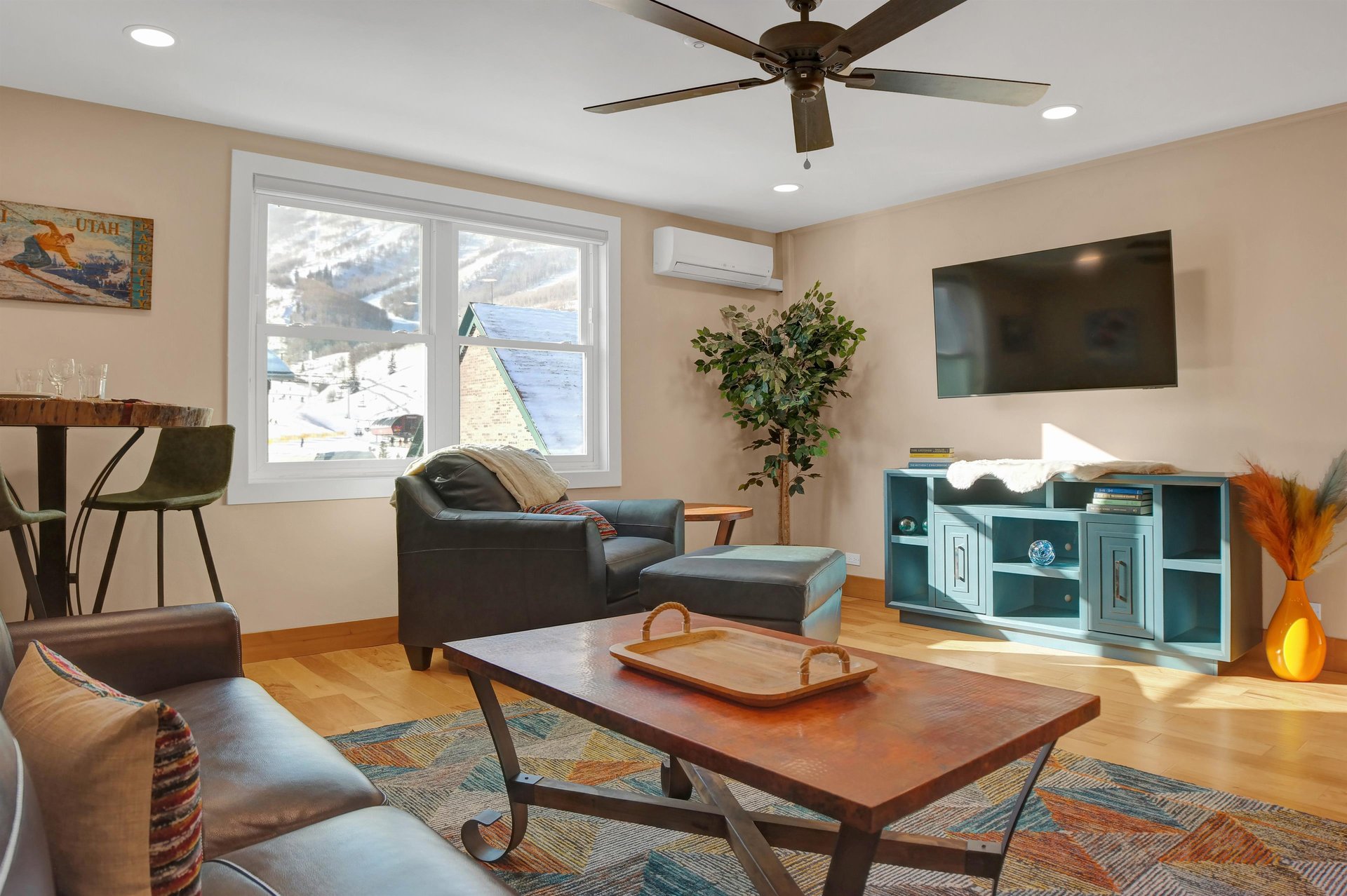 Wooden coffee table in the living room with unbeatable resort views