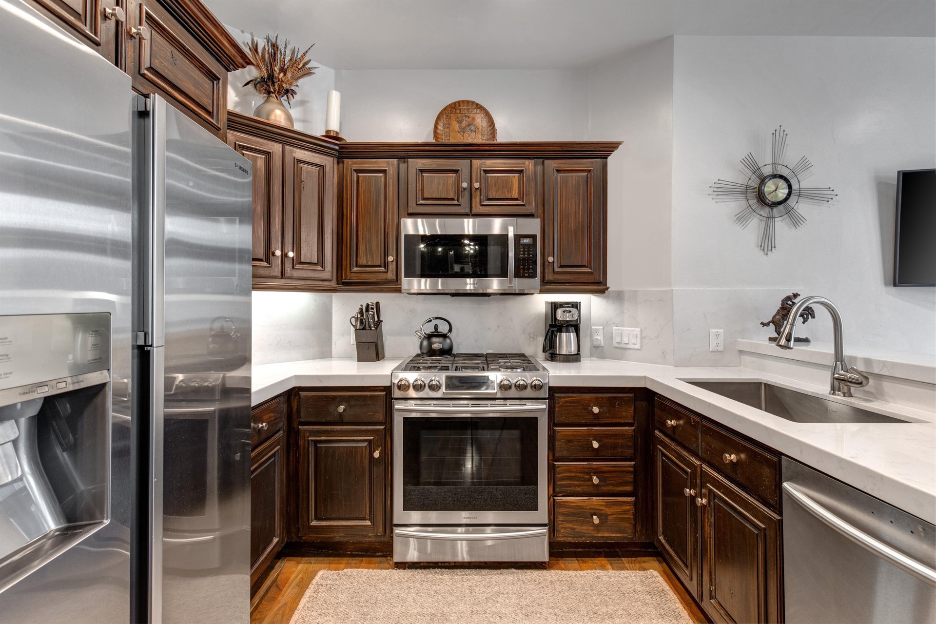75 Main Street 102_New_15