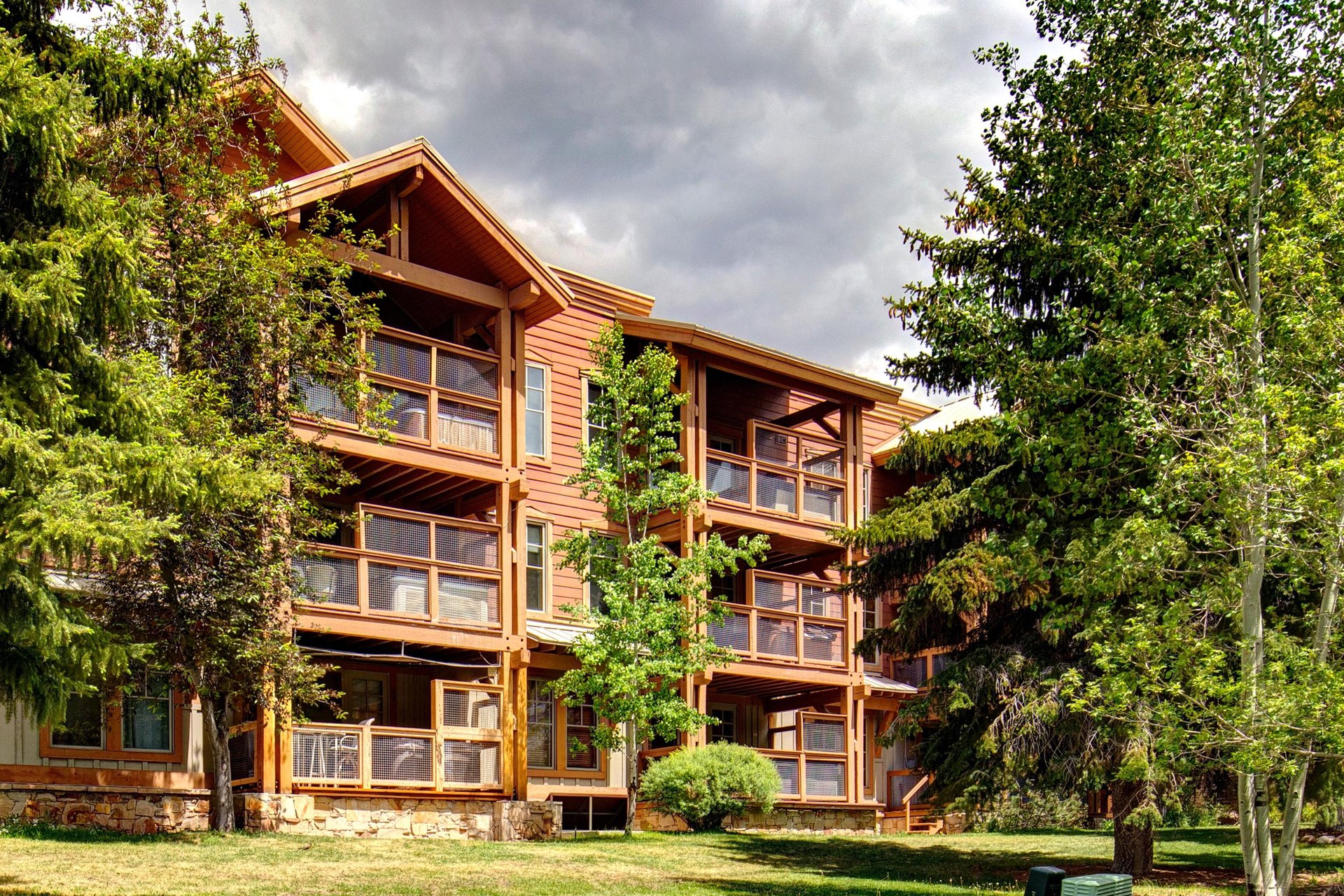 Town Pointe B303_045_