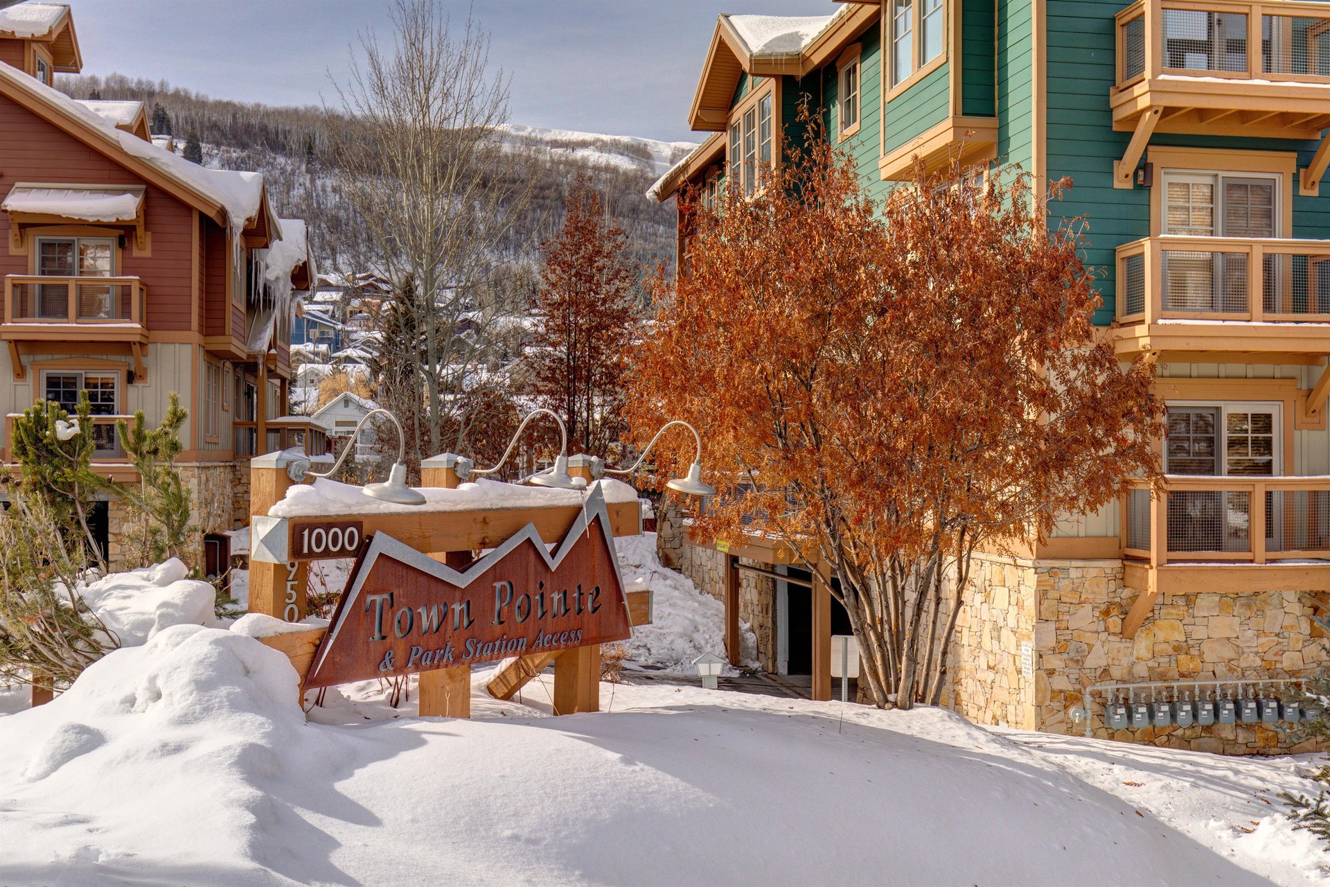 Town Pointe_02