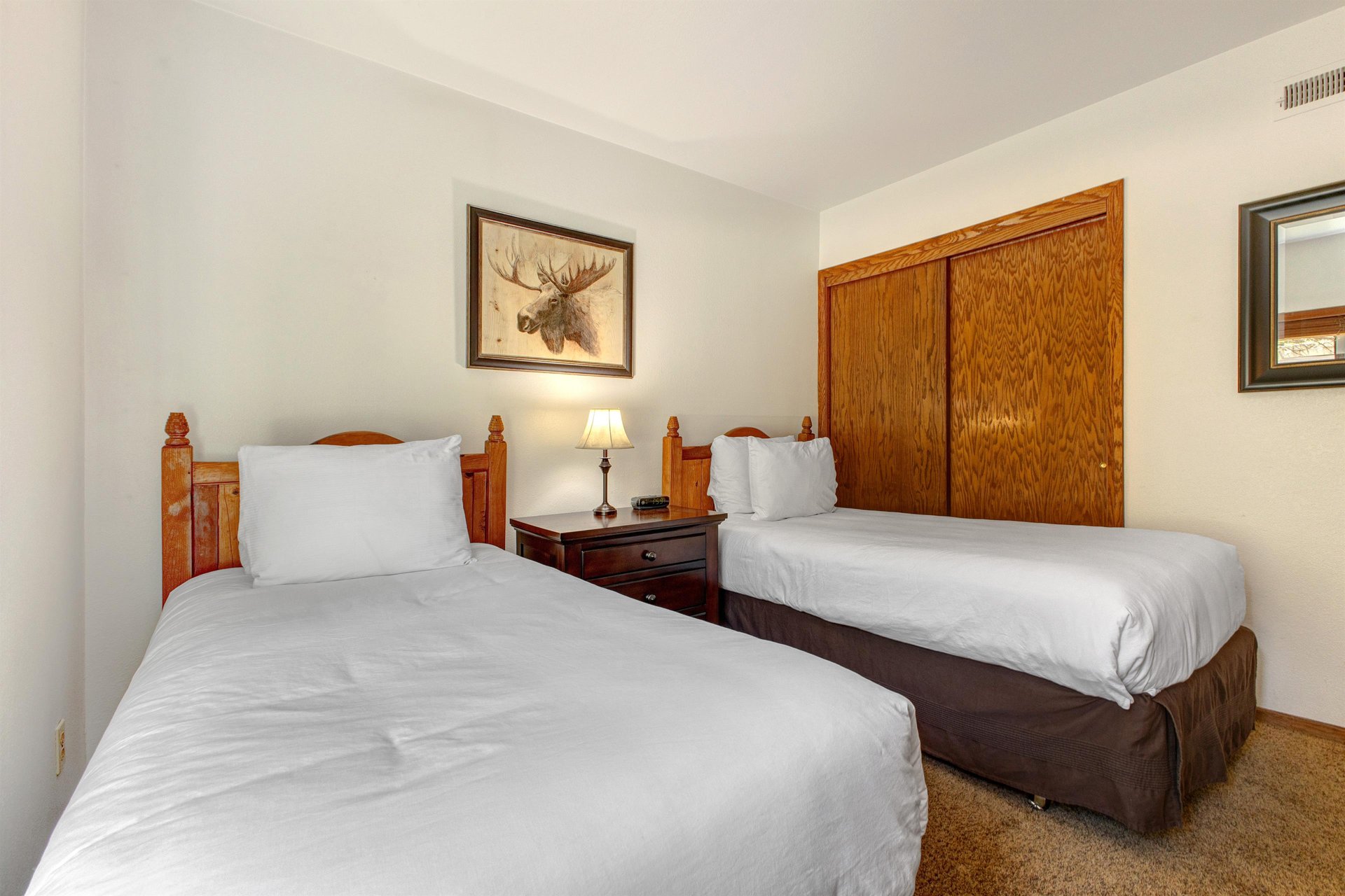 The second bedroom has two twin beds that can be converted to a kingsize bed with at least 24hours advanced notice.