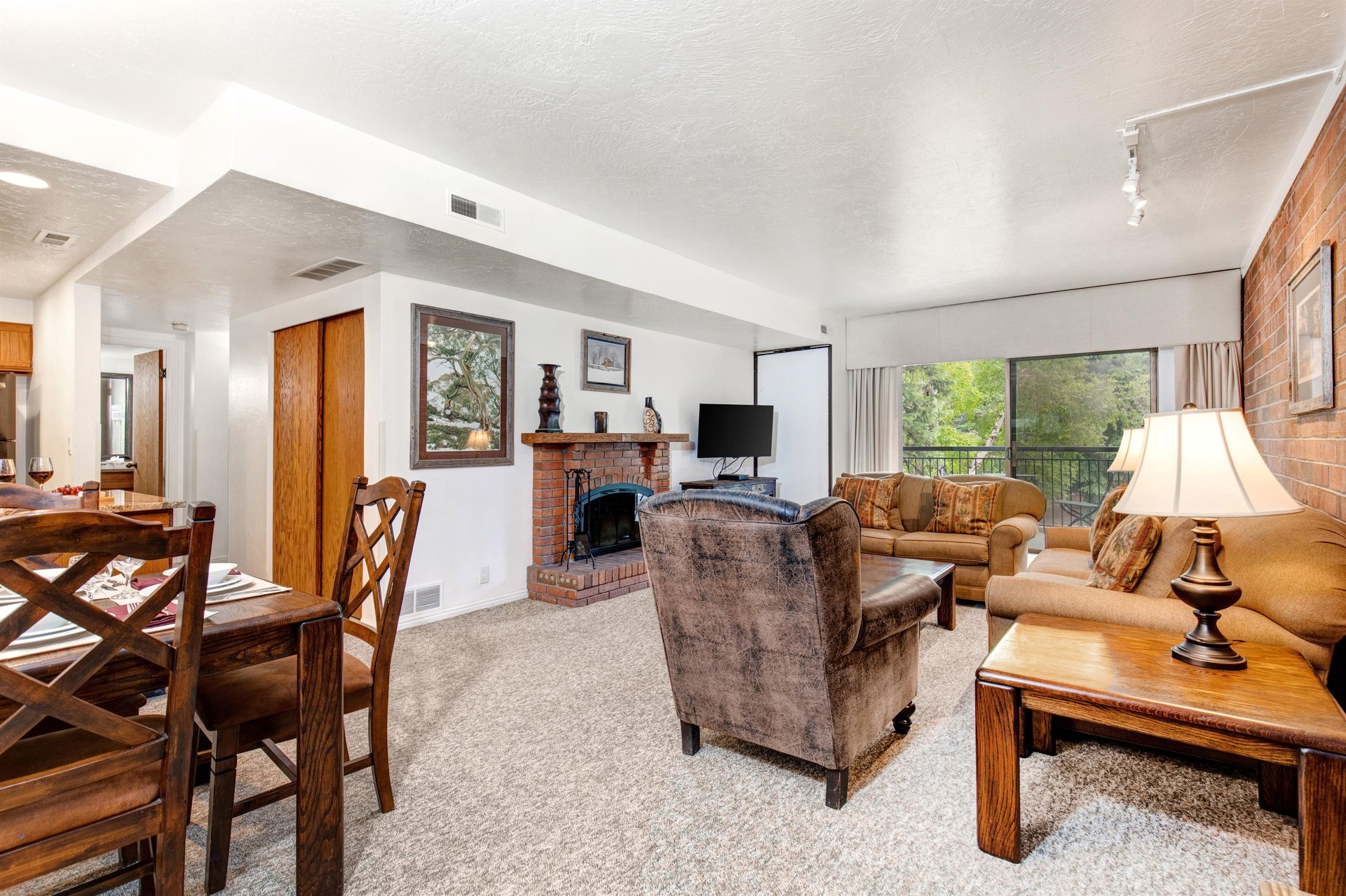 Park Station 124 has an open concept living area.