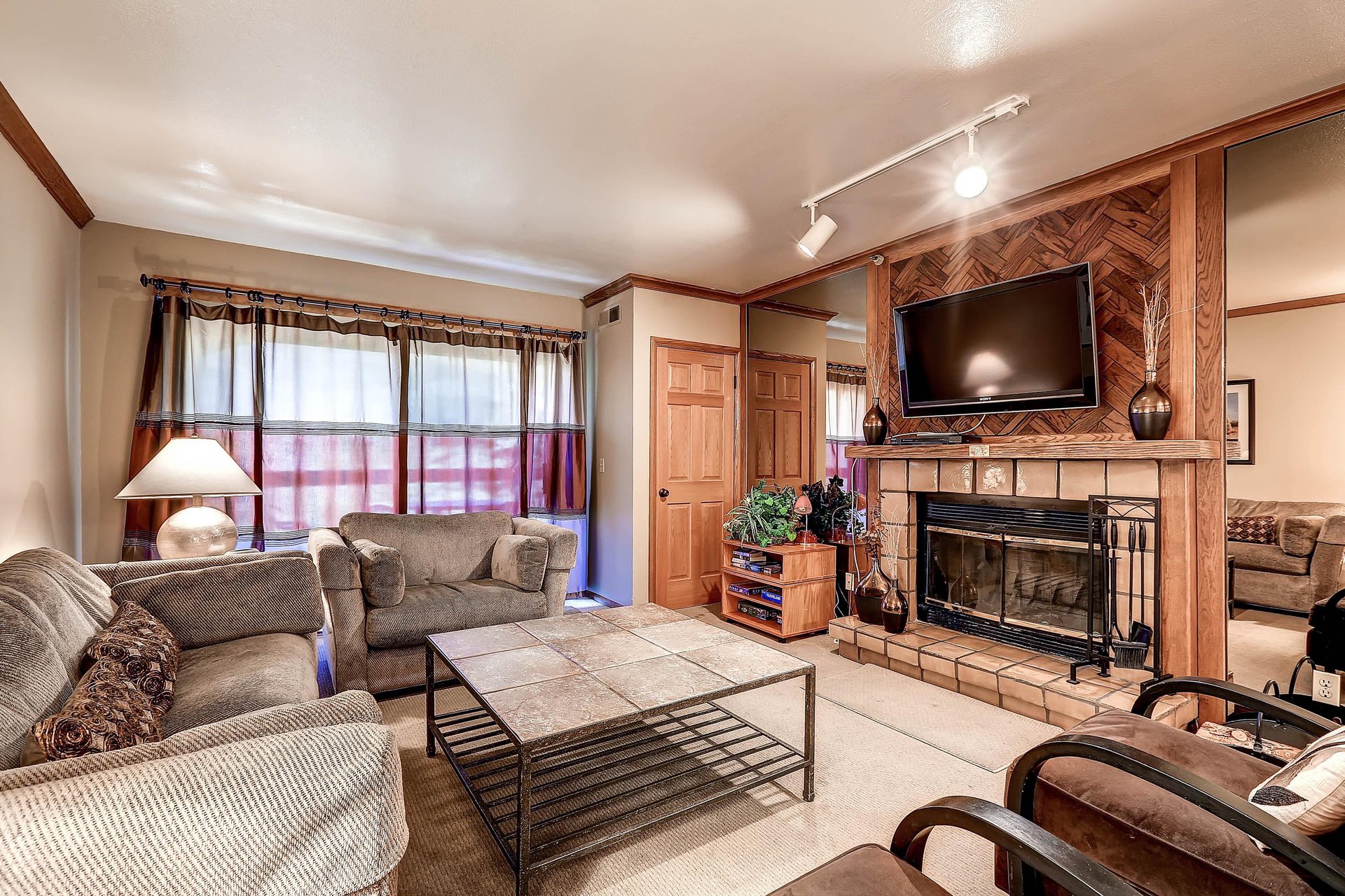 Park Station 247 has comfortable furnishings, wood burning fireplace, and flat screen TV.