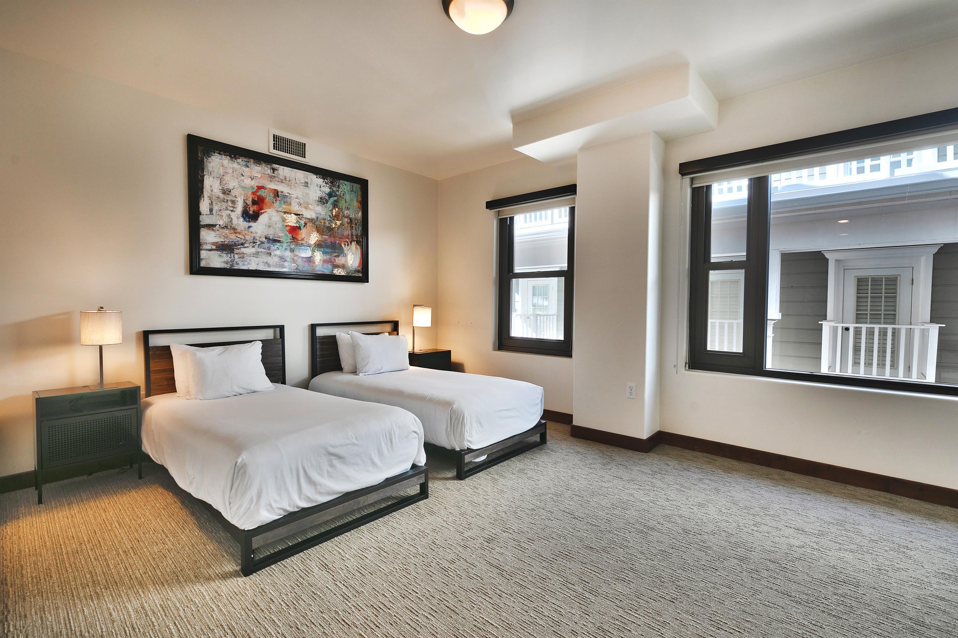 Guest bedroom with two twin beds