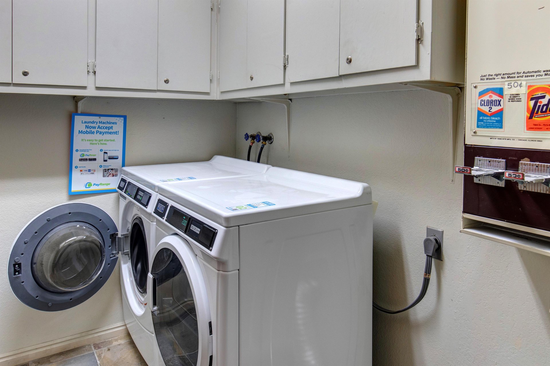 Blue Church Lodge common area washer and dryer