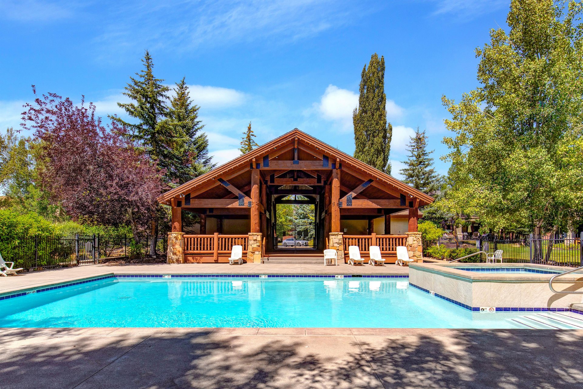Cove Retreat Clubhouse_011_