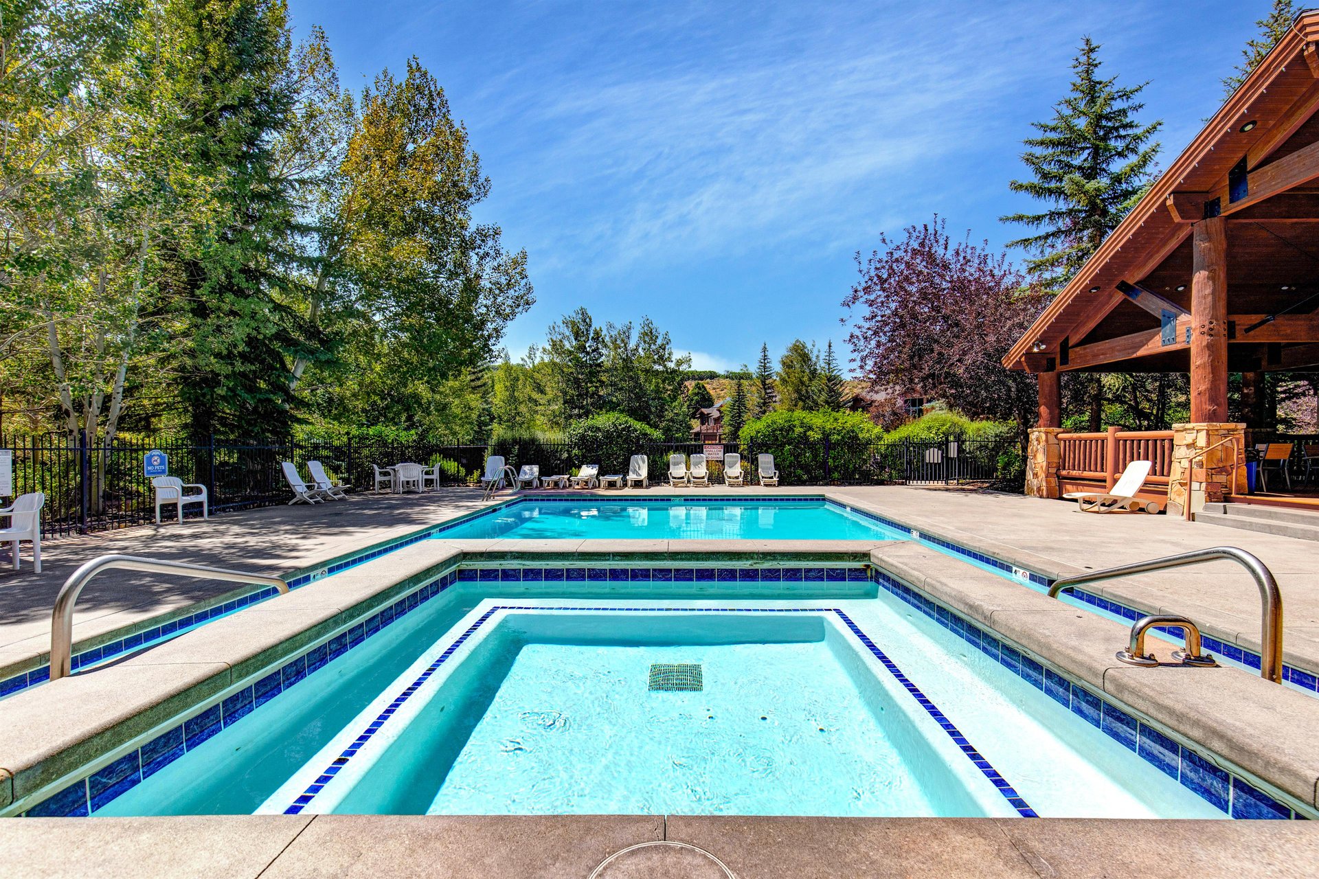 Cove Retreat Clubhouse_010_