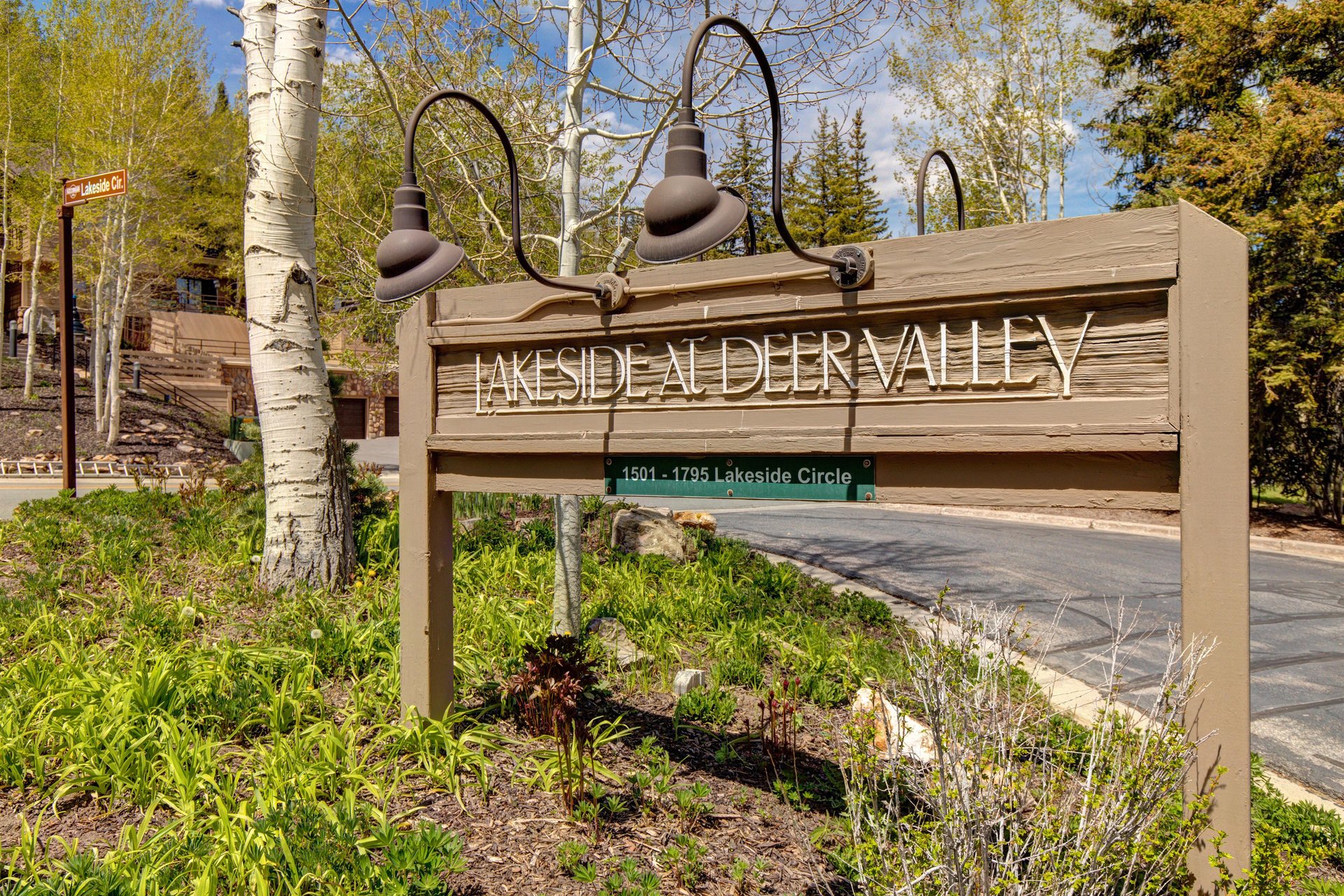 Park City Lodging offers the premier Lakeside 1629 vacation rental in lower Deer Valley, Utah.