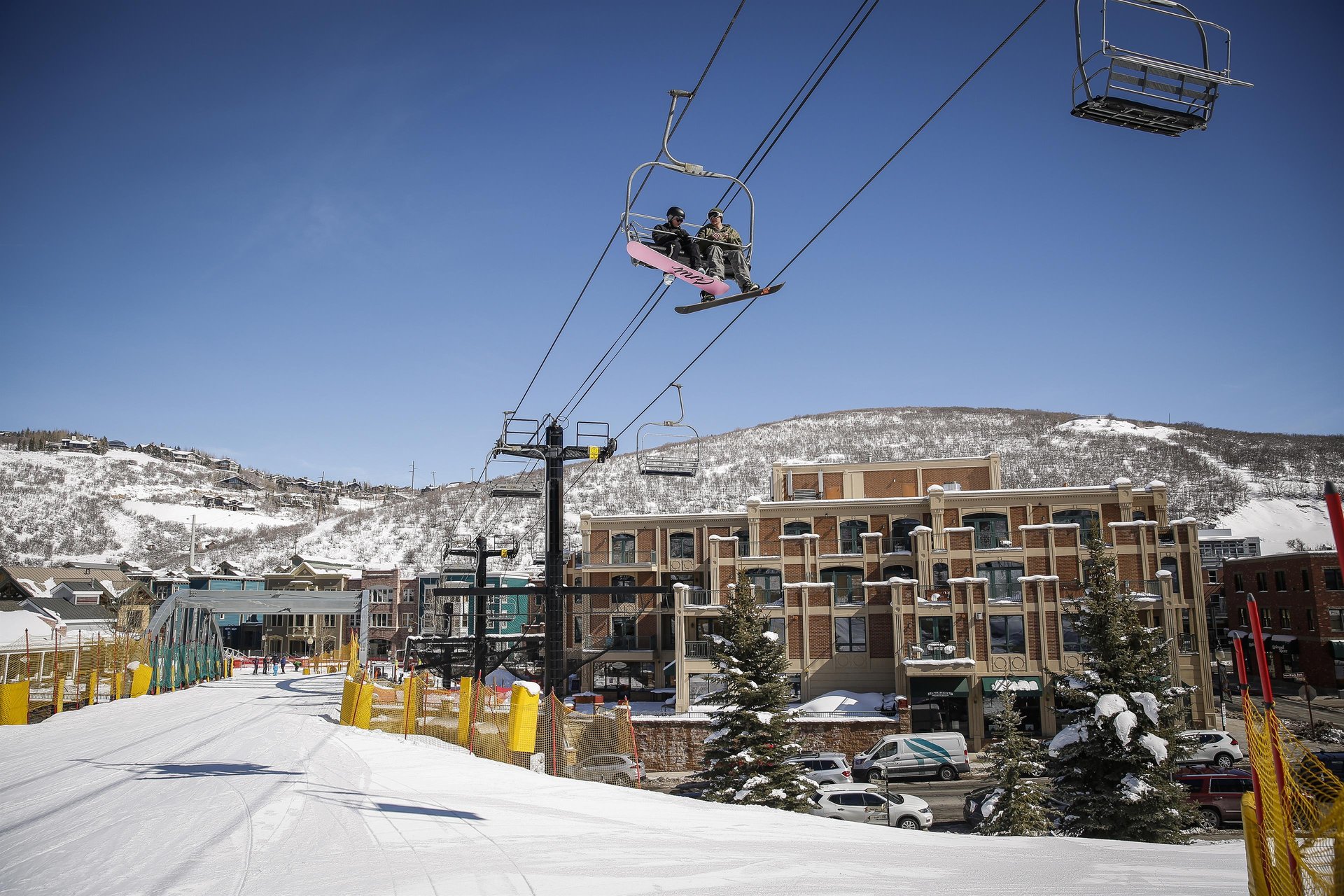 Rio Grande is skiinskiout to the Park City Mountain Town Lift.
