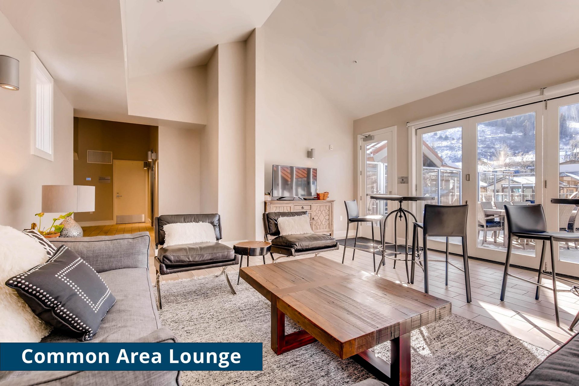 Rio Grande offers a common area lounge.